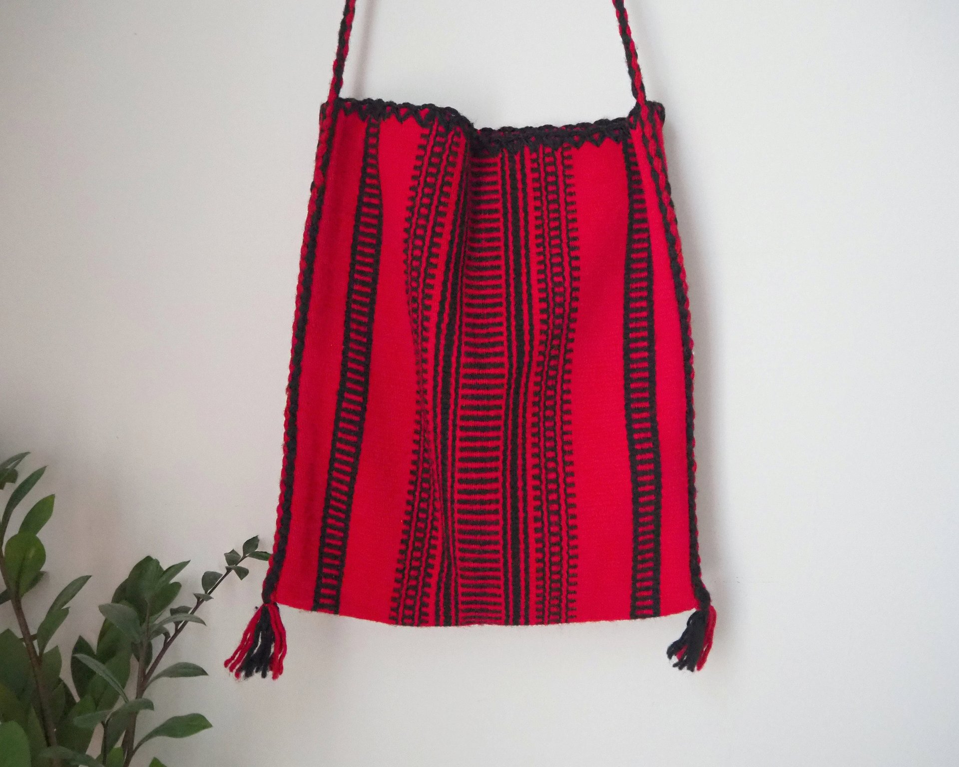 Vintage bag | Red and black shepherd's bag | Wool crossbody bag | Vintage wool bag | Red crossbody bag