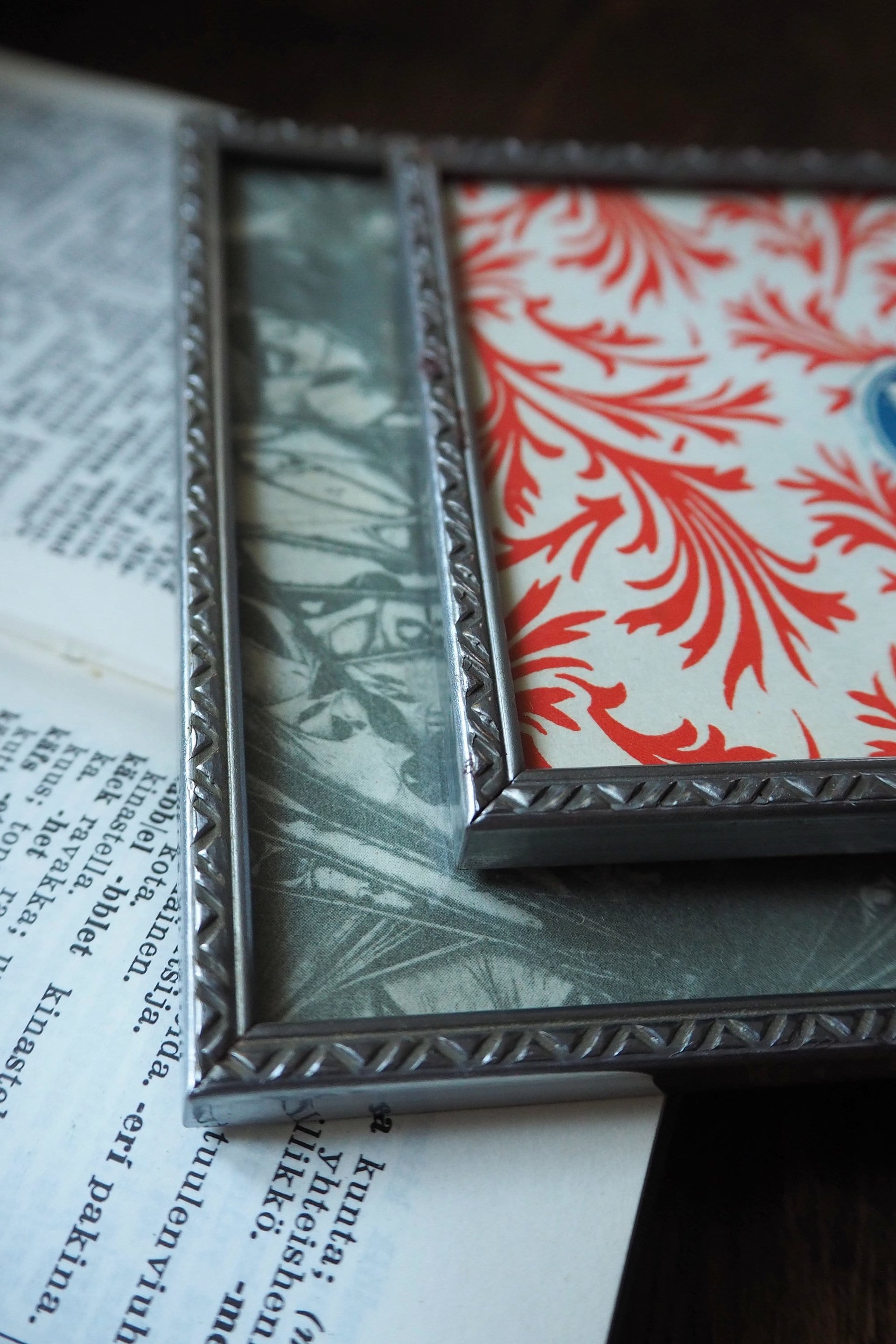 Set of two vintage silver plated photo frames | Small silver plated photo frames | Vintage picture frames | Matching frames