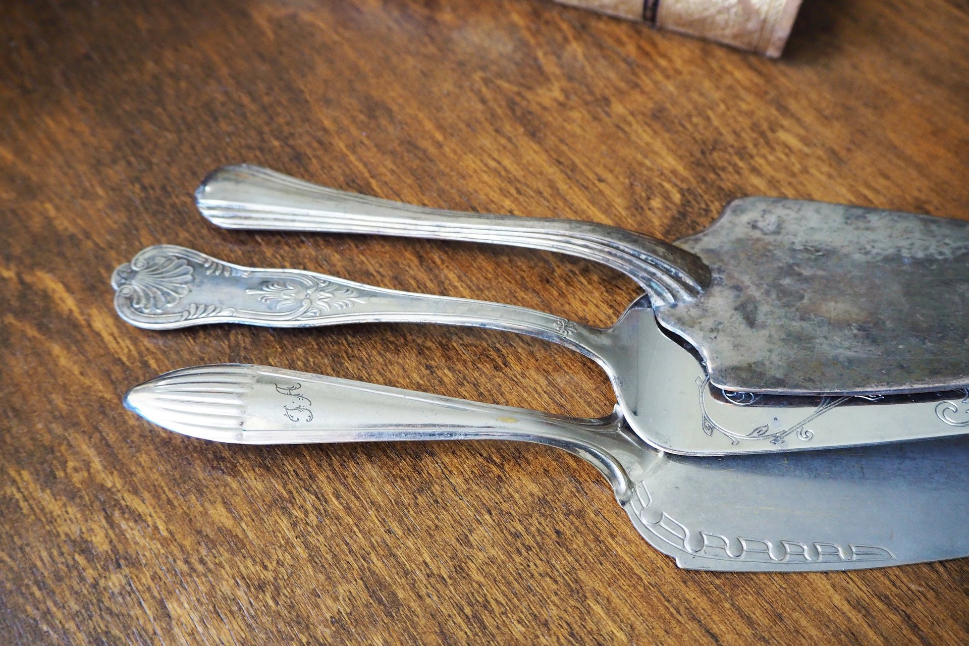 Vintage silver plated cake server | Vintage cake server | Silver plated cake servers | Ornate cake server | Vintage pie server