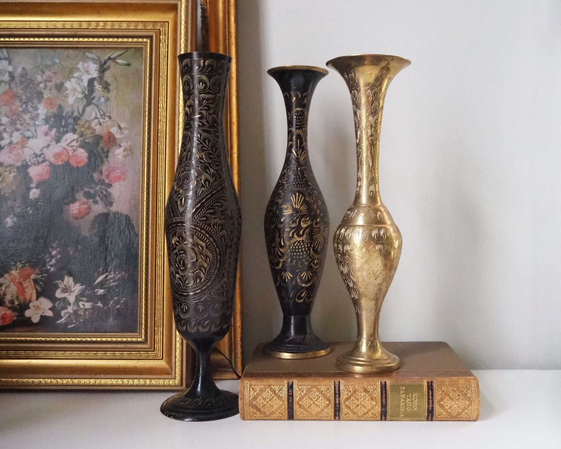 Vintage brass vase | Etched brass vases | Vintage bud vase | Vintage single flower vases | Black and brass vases