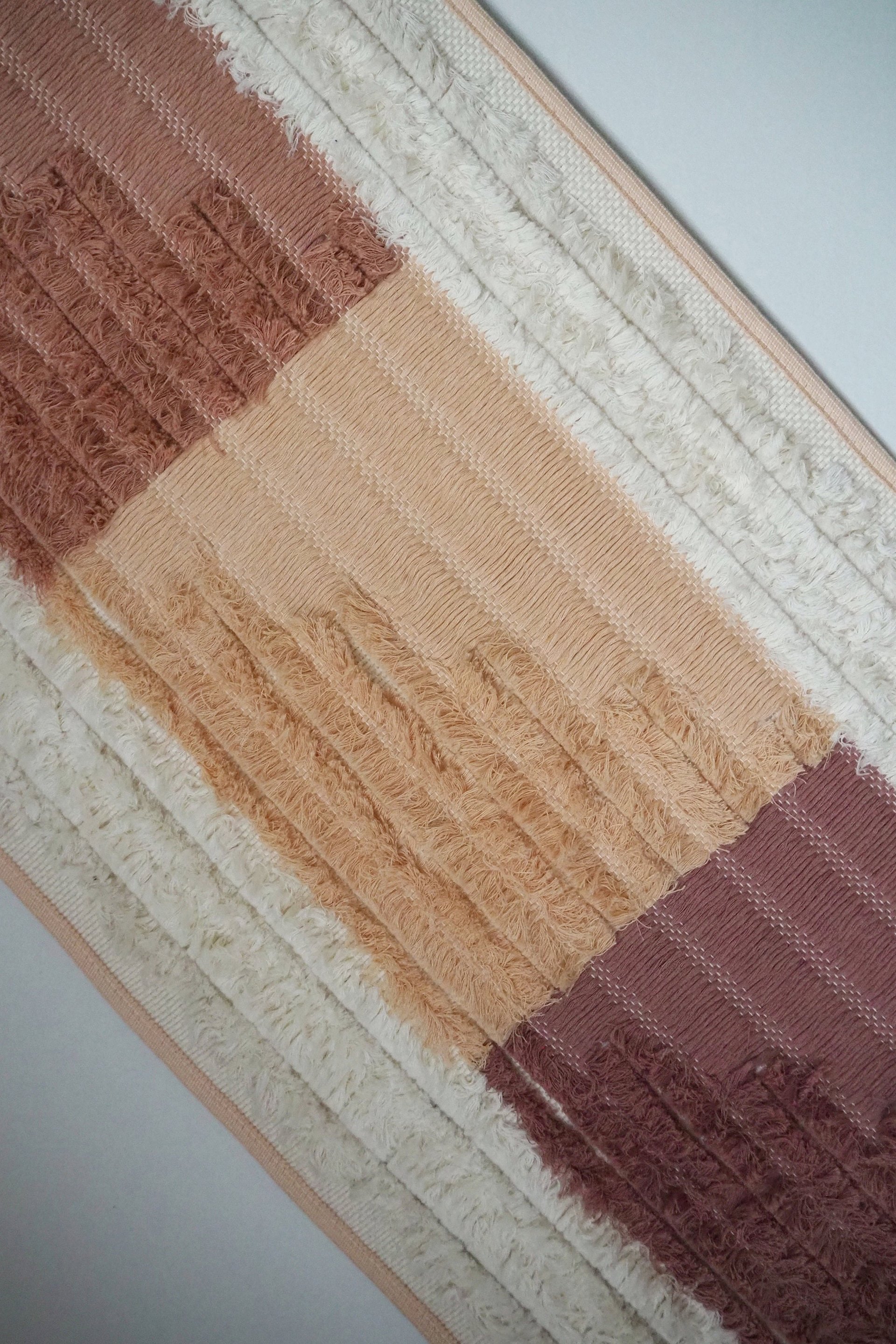 Vintage wall hanging | Long wall hanging | Vintage pink wall hanging | Scandinavian woven textile | Made in Finland