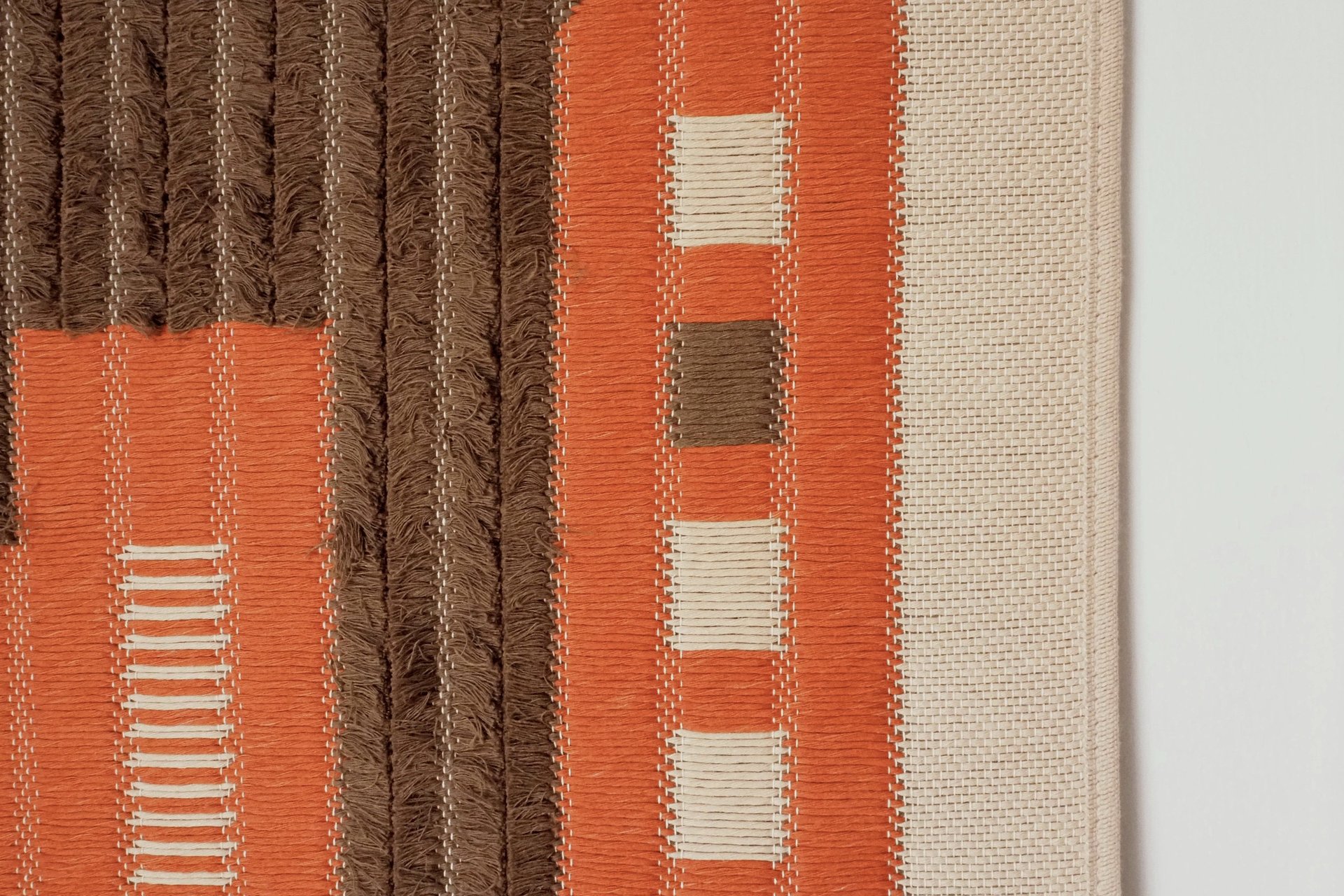 Vintage wall hanging | Large wall hanging | Vintage skyline wall hanging | Scandinavian woven textile | Made in Finland | Hanhisalon kutomo