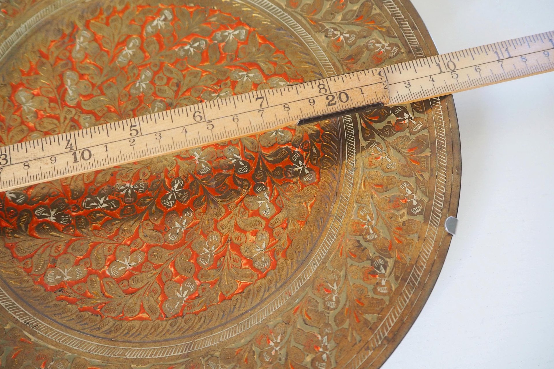 Vintage brass wall plate | Decorative wall plate | Engraved brass plate | Vintage brass plate | Brass wall plate
