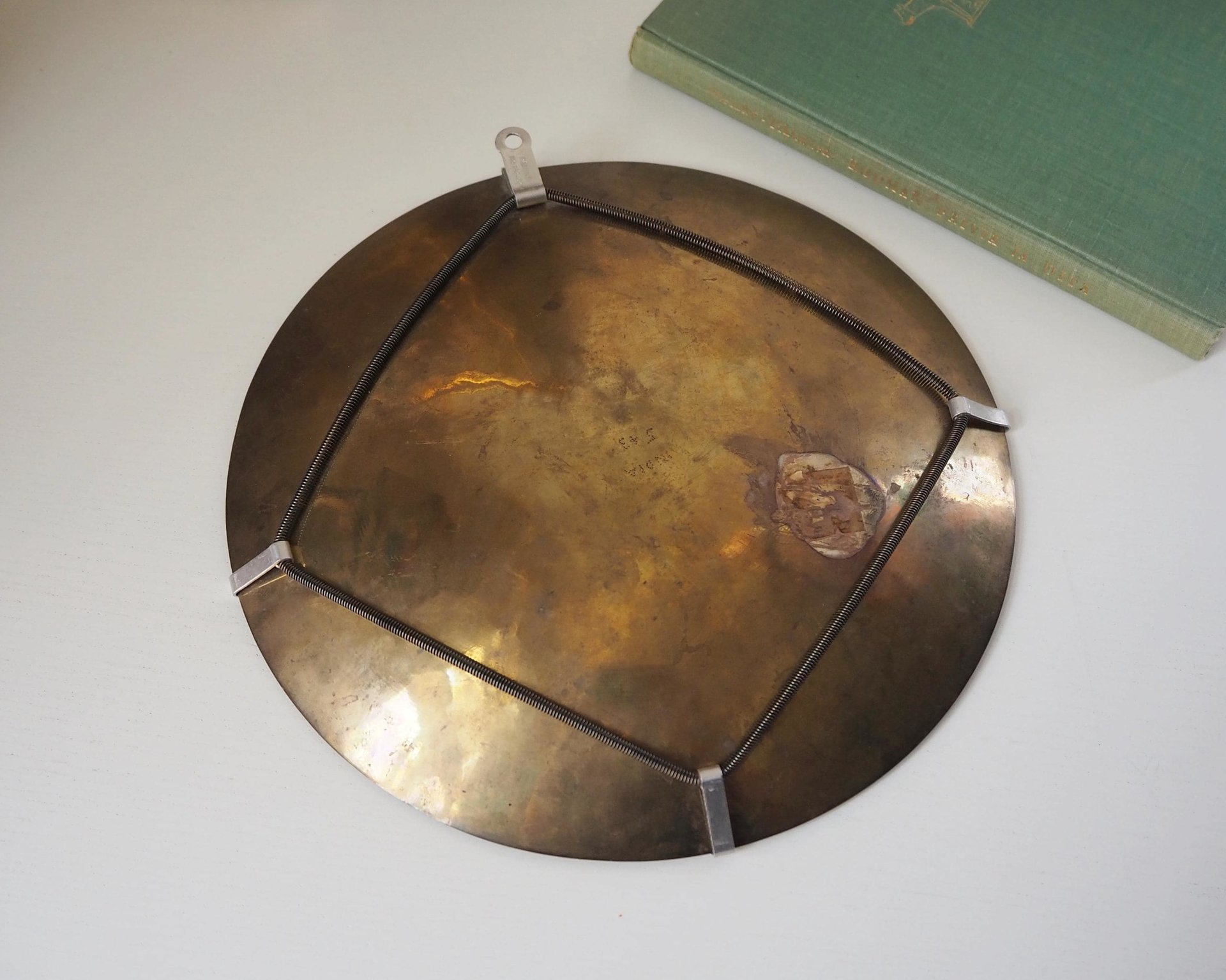 Vintage brass wall plate | Decorative wall plate | Engraved brass plate | Vintage brass plate | Brass wall plate