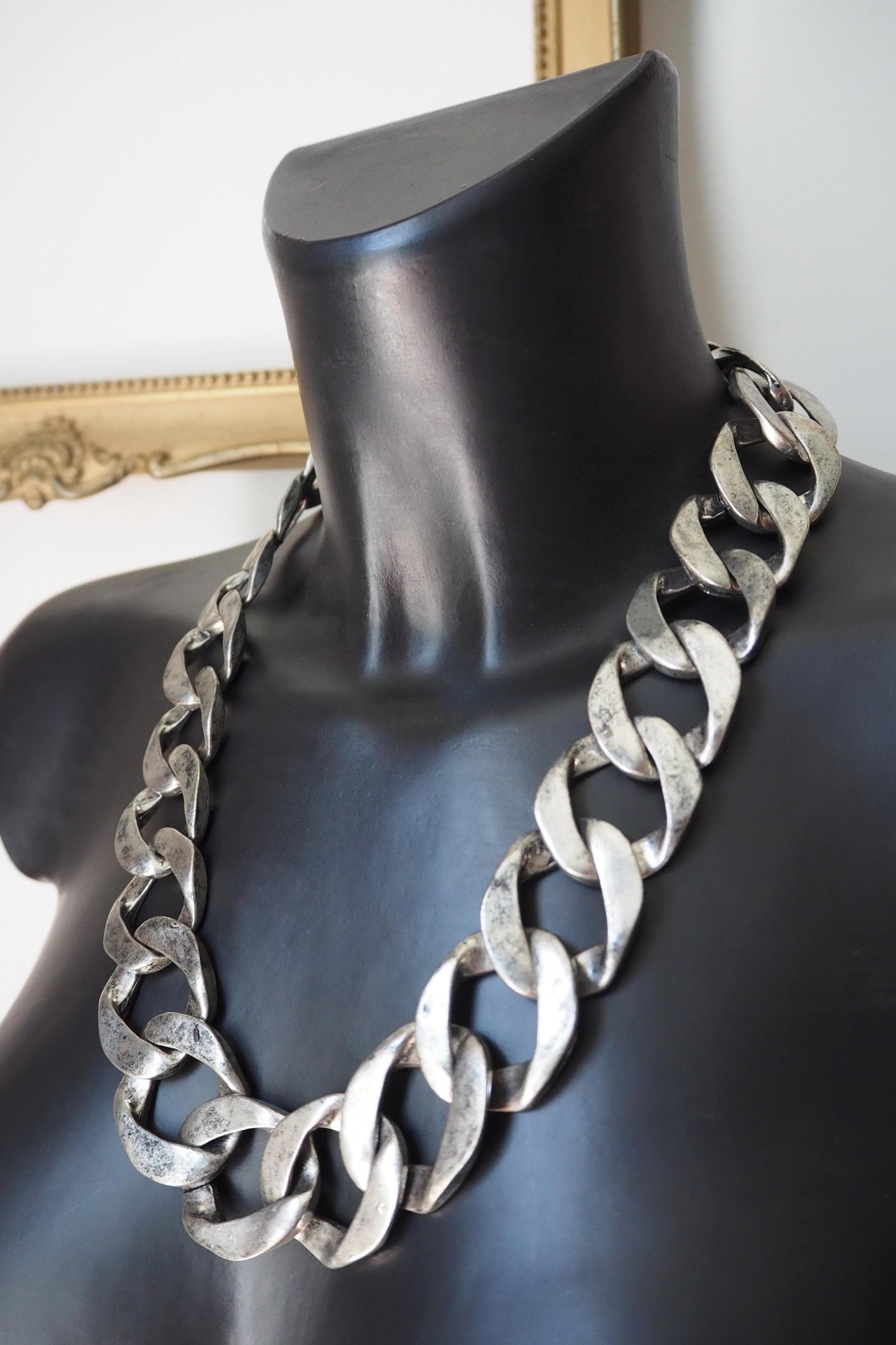 Vintage chunky necklace | Silver tone curb necklace | Vintage silver tone necklace | Vintage curb necklace | Thick silver necklace