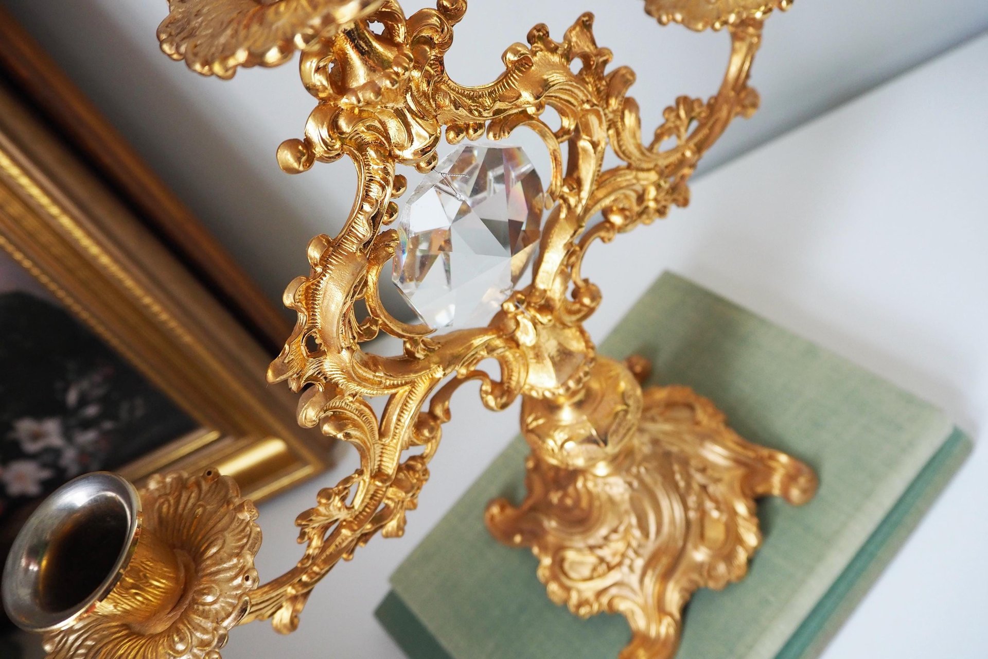 Vintage three arm candelabra | Crystal candelabra | Gold plated candelabrum | Three arm gold plated candlestick holder | Vintage candelabra