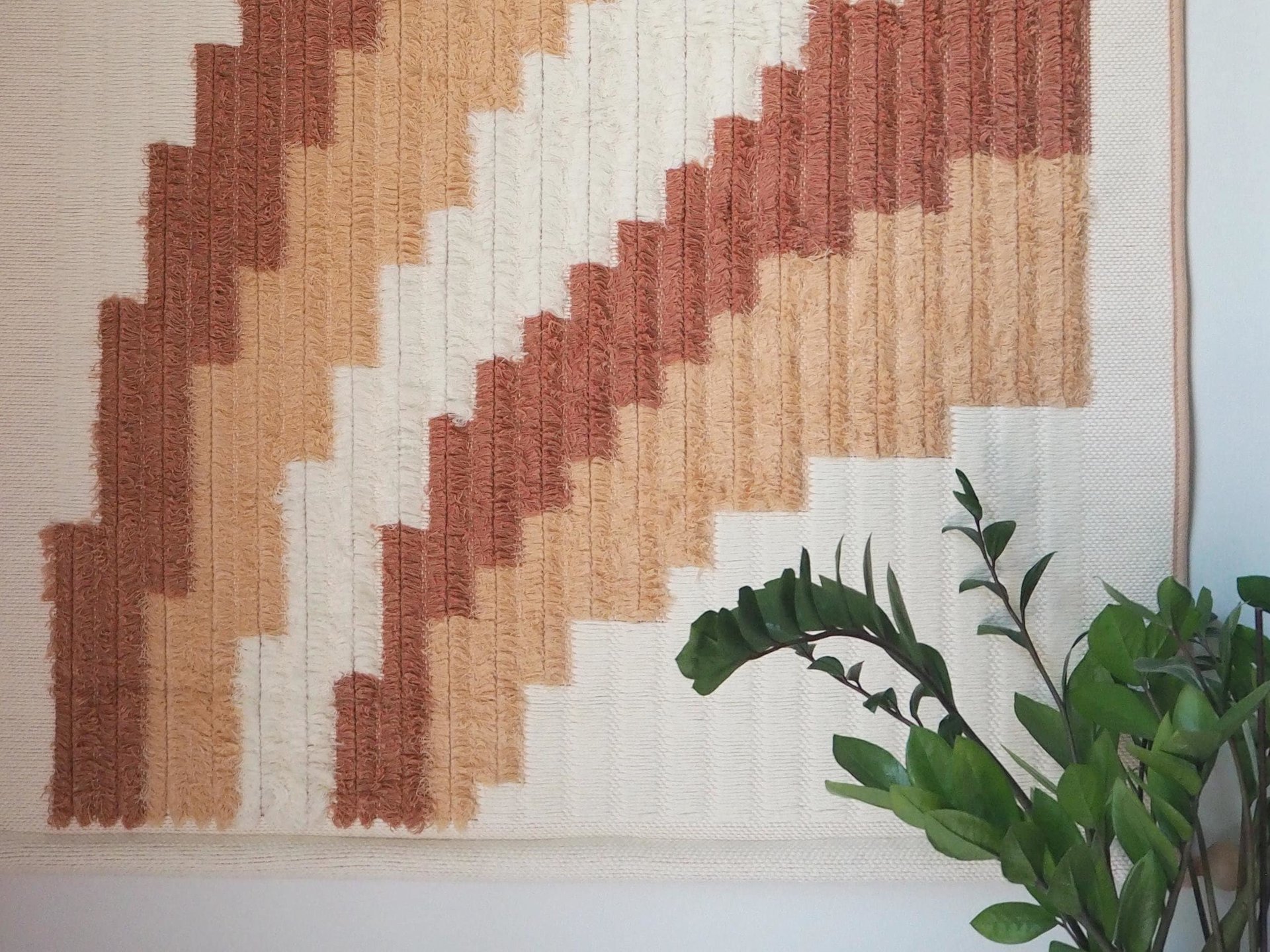 Vintage wall hanging | Large wall hanging | Vintage pink wall hanging | Scandinavian woven textile | Made in Finland