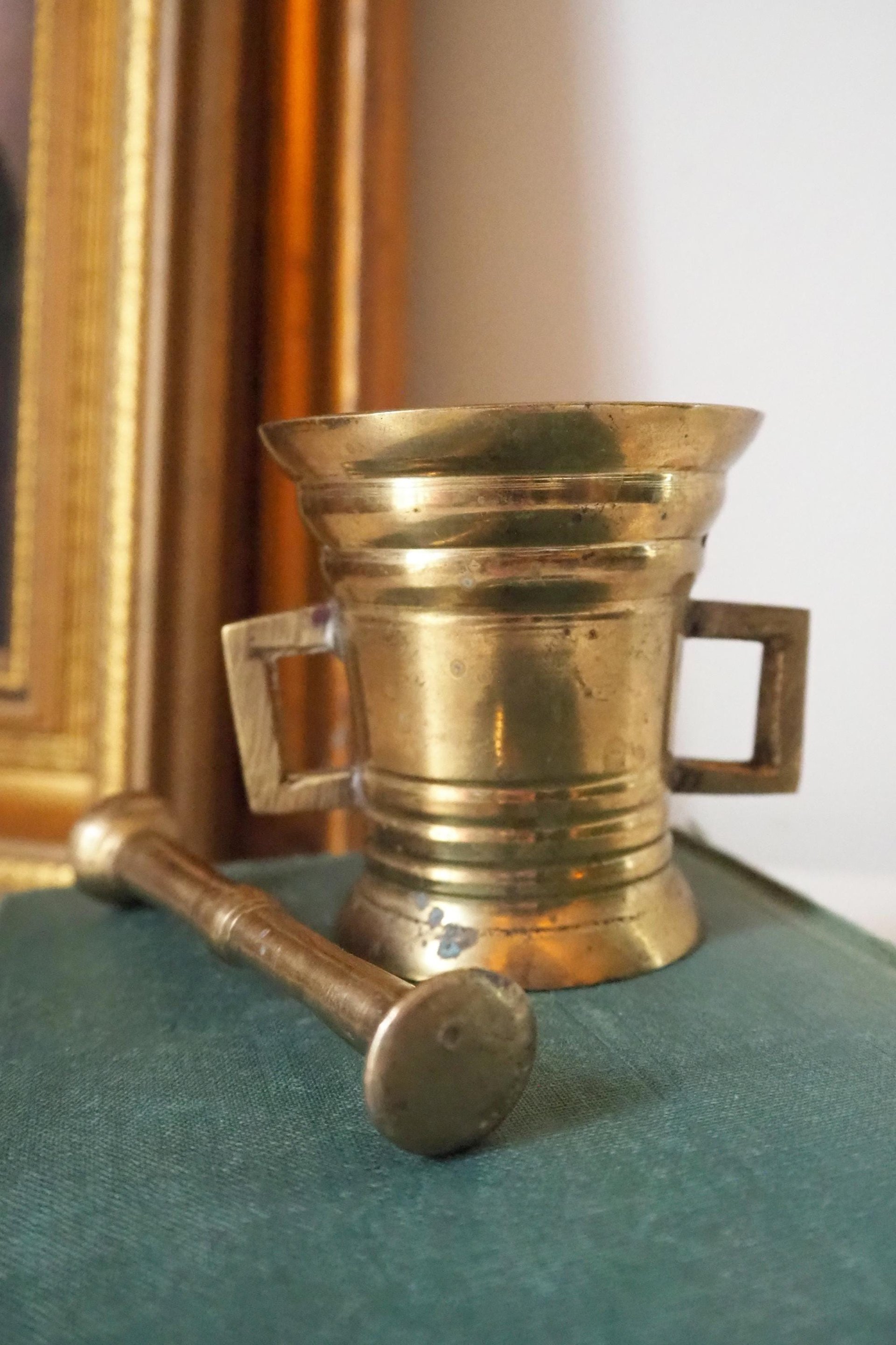 Vintage brass mortar and pestle | Vintage brass mortar | Small brass mortar