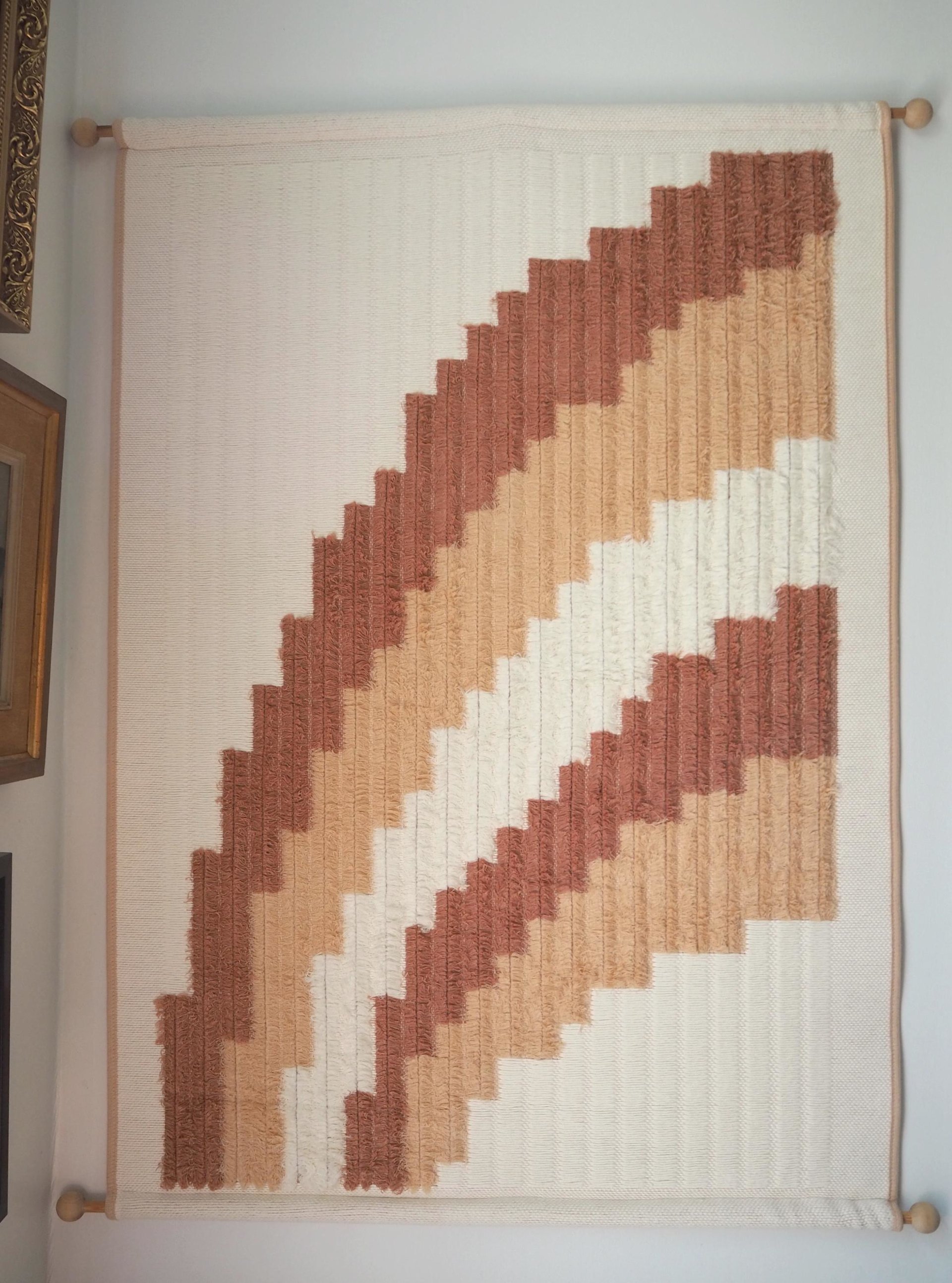 Vintage wall hanging | Large wall hanging | Vintage pink wall hanging | Scandinavian woven textile | Made in Finland