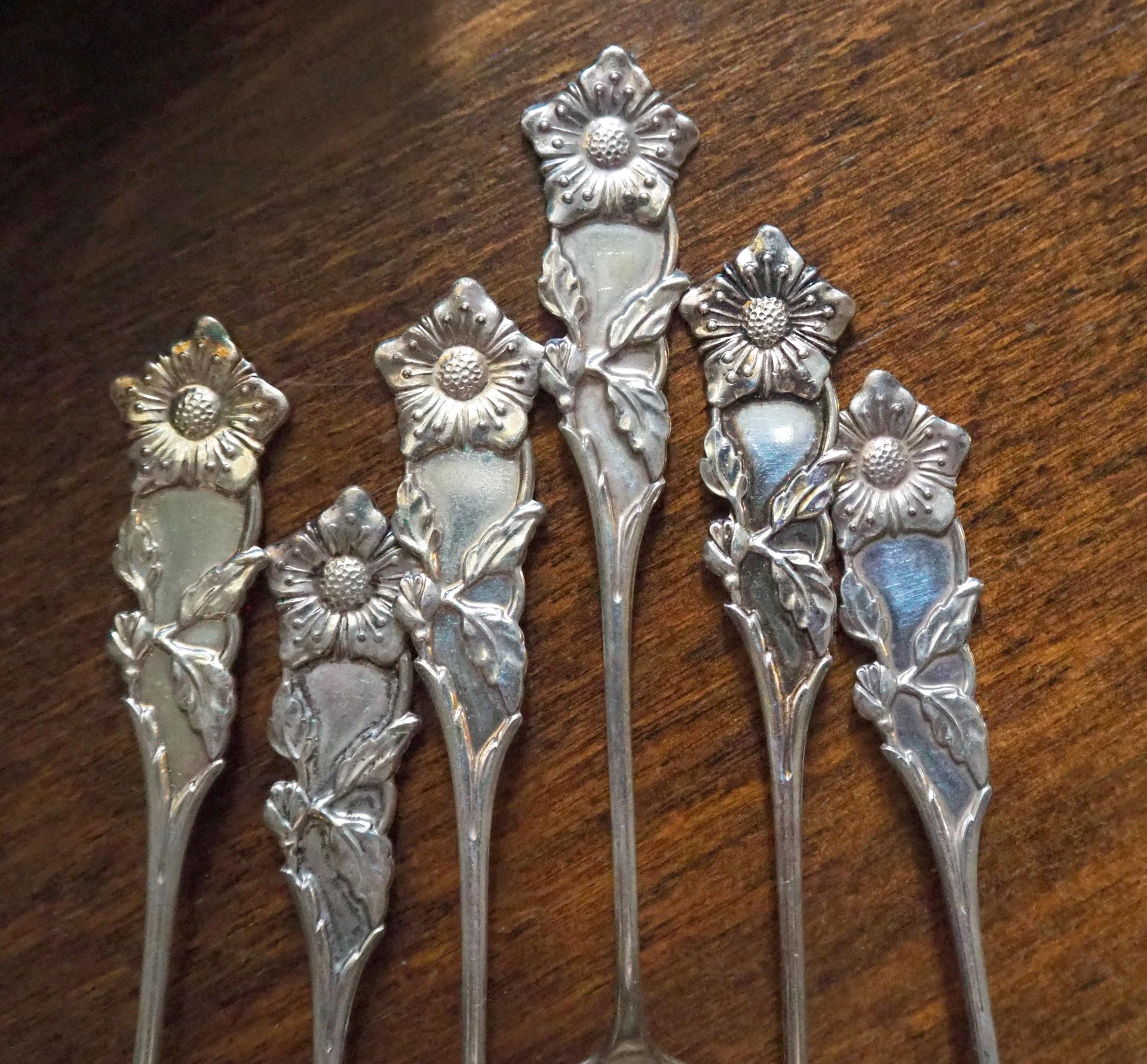 Set of six vintage teaspoons | Large alpacca silver teaspoons | Matching teaspoons | Floral teaspoon set | Vintage alpacca teaspoons
