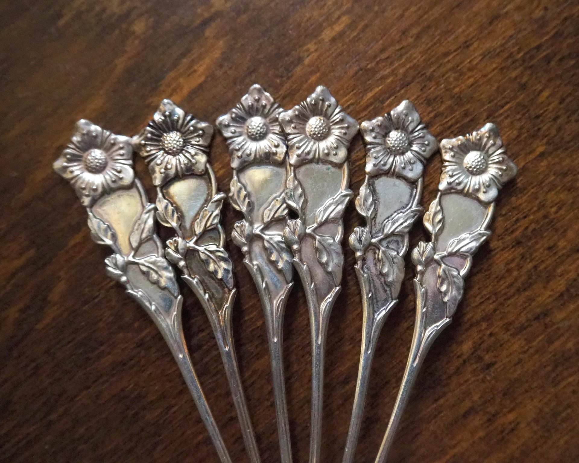 Set of six vintage teaspoons | Large alpacca silver teaspoons | Matching teaspoons | Floral teaspoon set | Vintage alpacca teaspoons