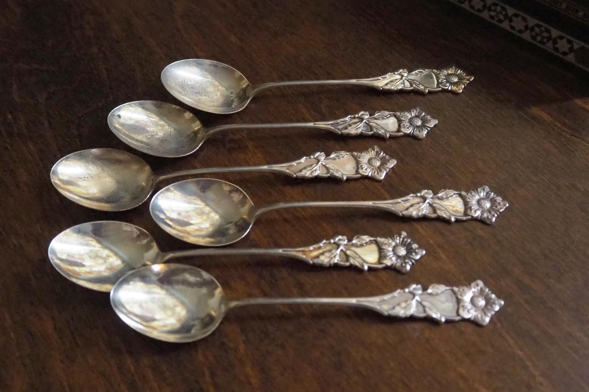 Set of six vintage teaspoons | Large alpacca silver teaspoons | Matching teaspoons | Floral teaspoon set | Vintage alpacca teaspoons