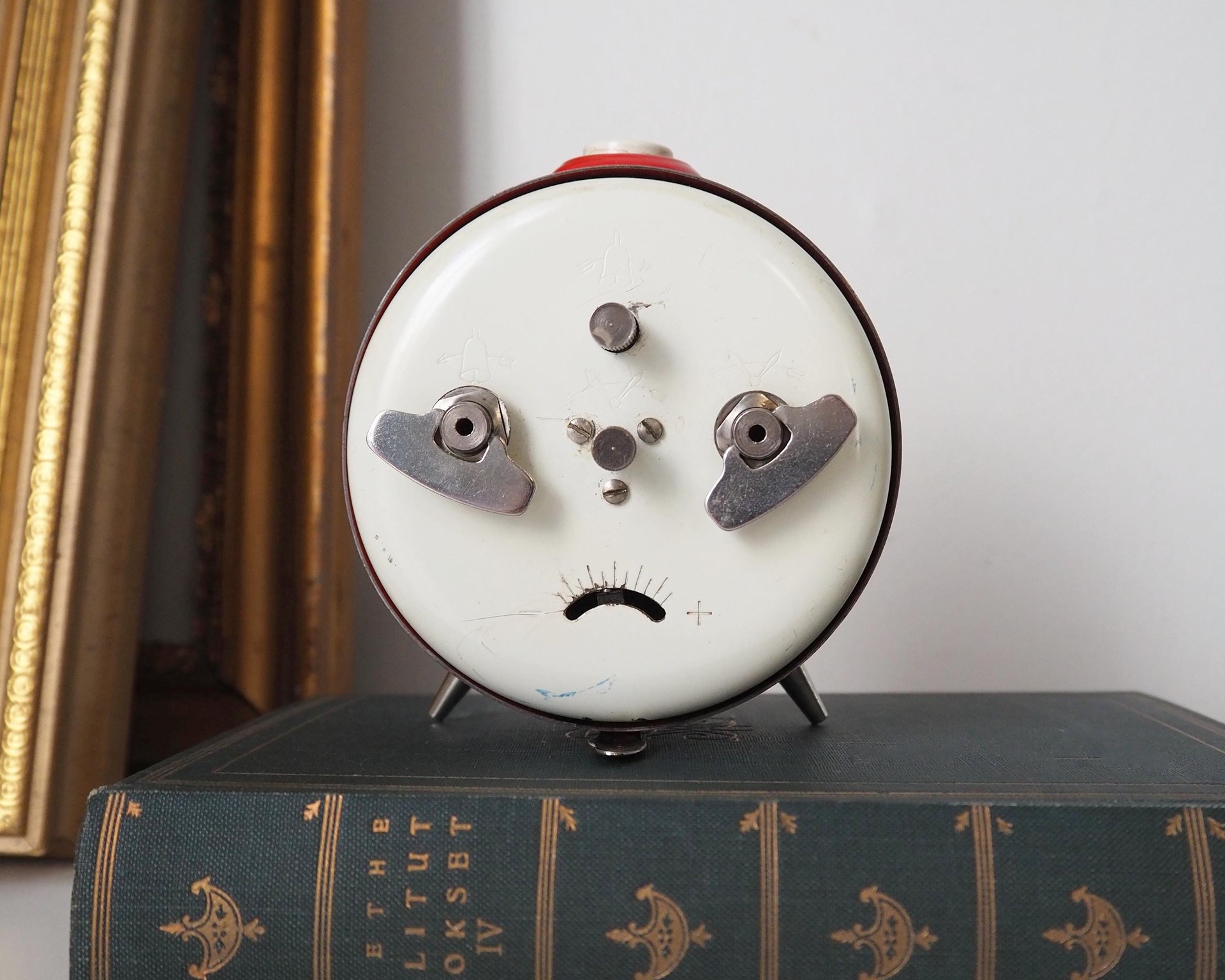 Vintage alarm clock | Junghans Repetition alarm clock | Vintage wind up clock | Red Junghans alarm clock | Working order | Made in Germany