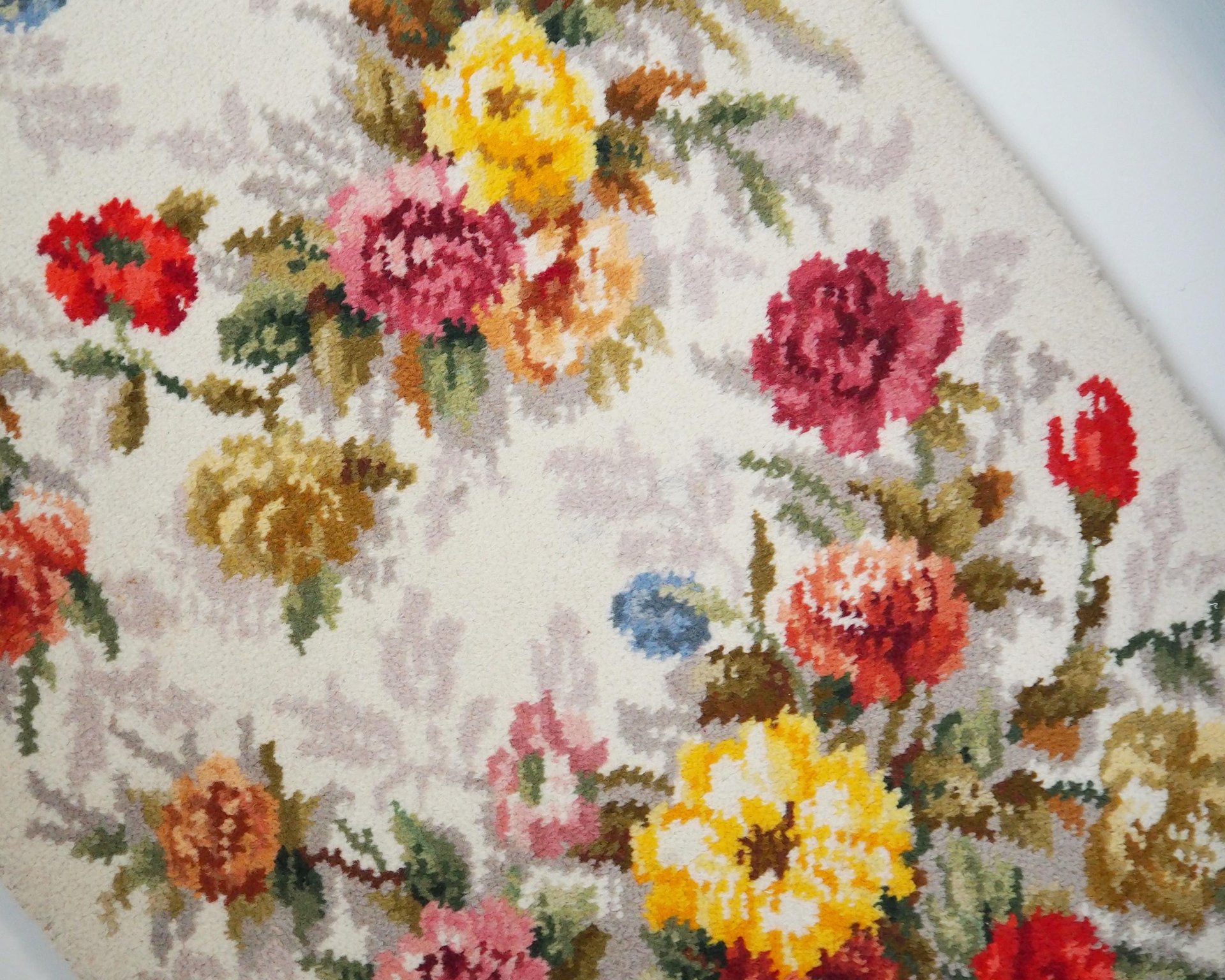 Vintage wall hanging | Floral wall rug | Vintage floral rug | Floral wall hanging | Retro wall hanging | Vintage rug