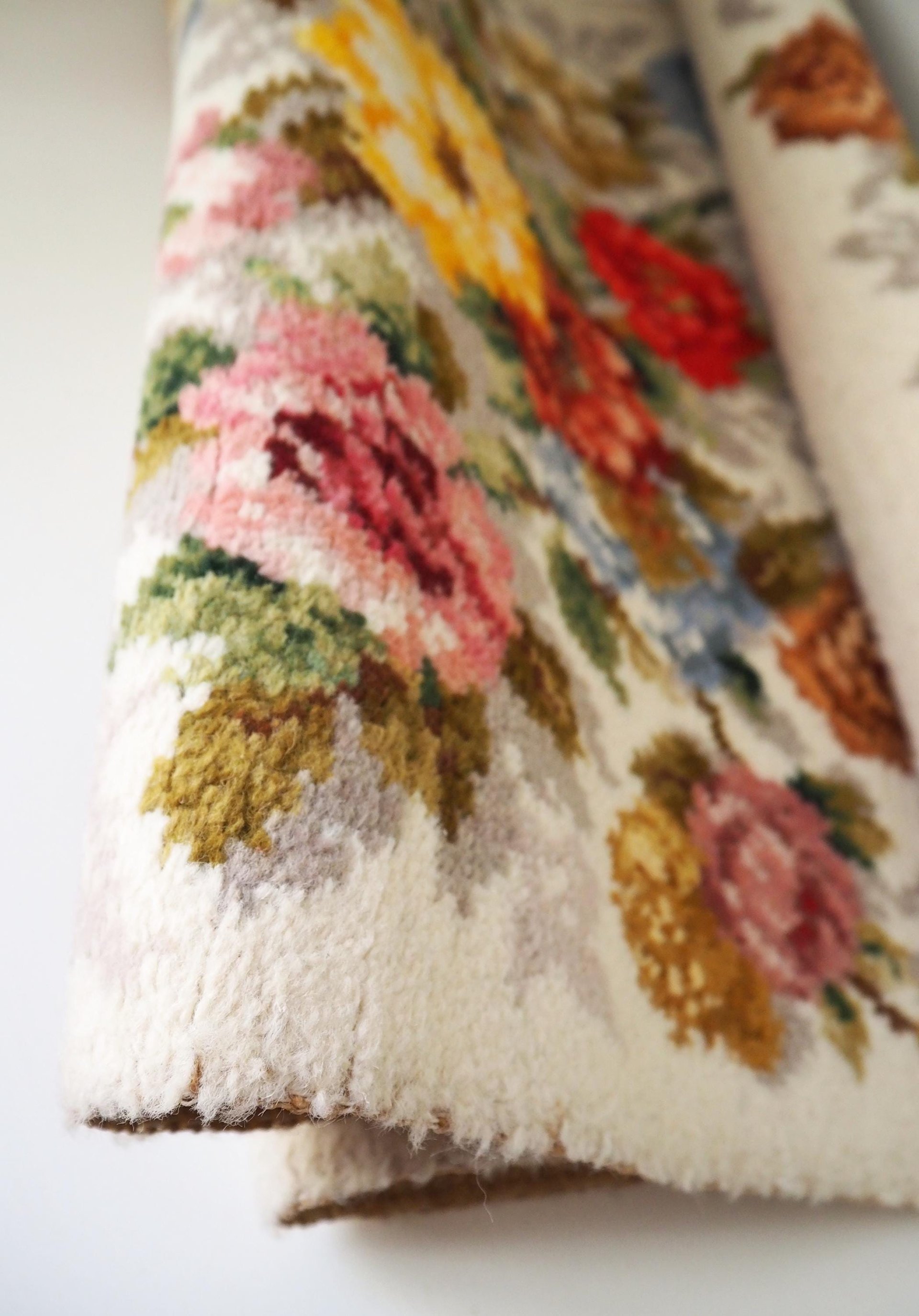 Vintage wall hanging | Floral wall rug | Vintage floral rug | Floral wall hanging | Retro wall hanging | Vintage rug