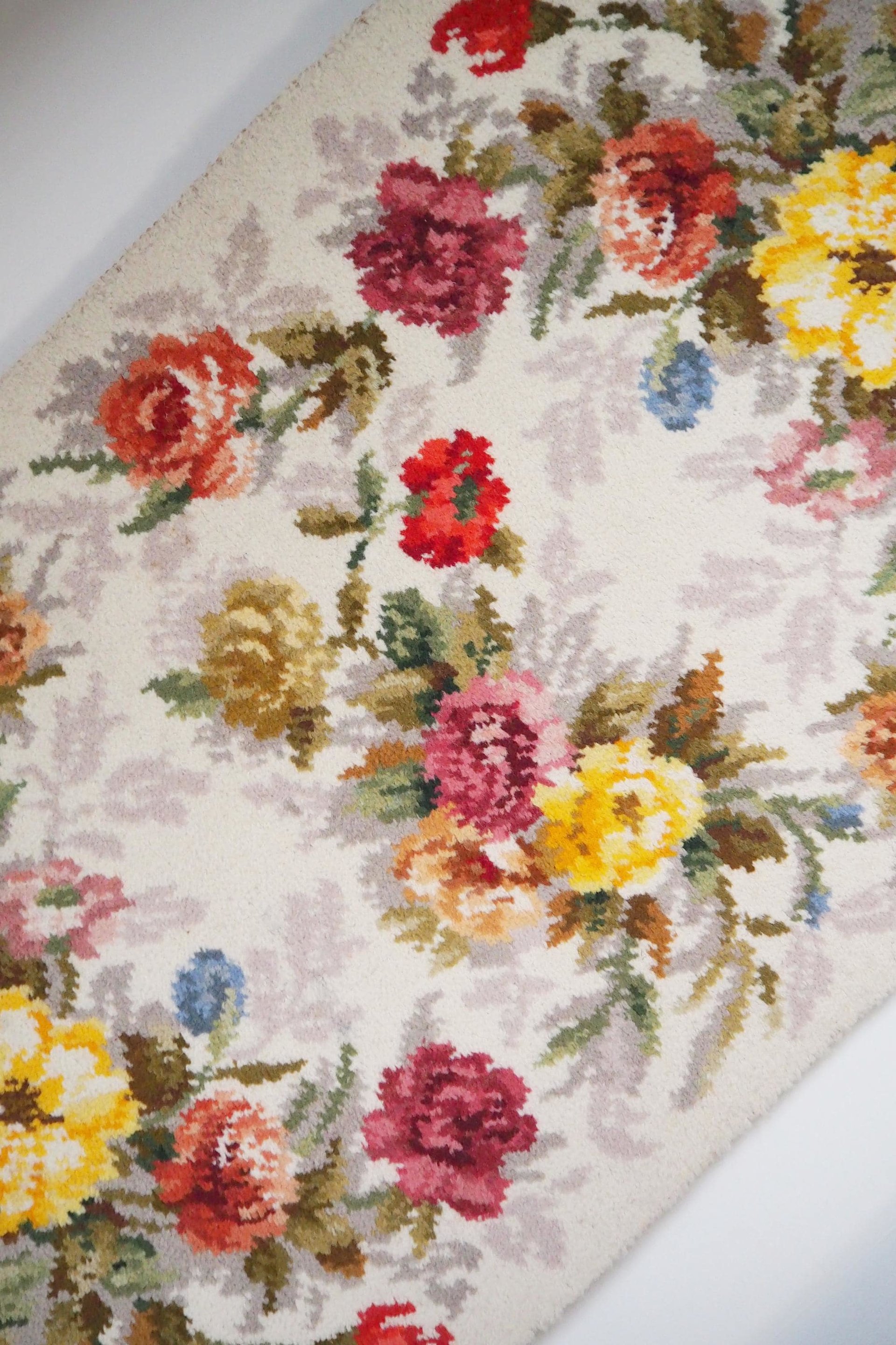Vintage wall hanging | Floral wall rug | Vintage floral rug | Floral wall hanging | Retro wall hanging | Vintage rug