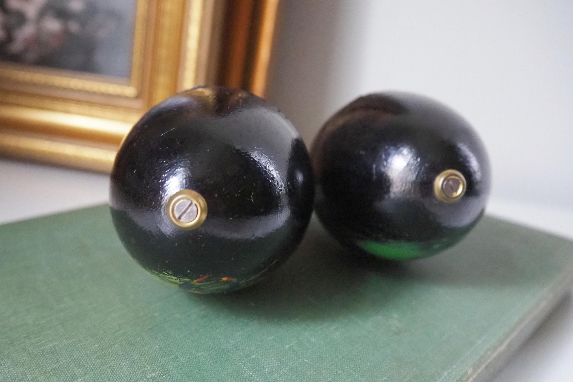 Vintage maracas | Vintage hand-painted maracas | Wooden maracas | Spanish maracas | Set of two vintage maracas | Vintage maracas from Spain