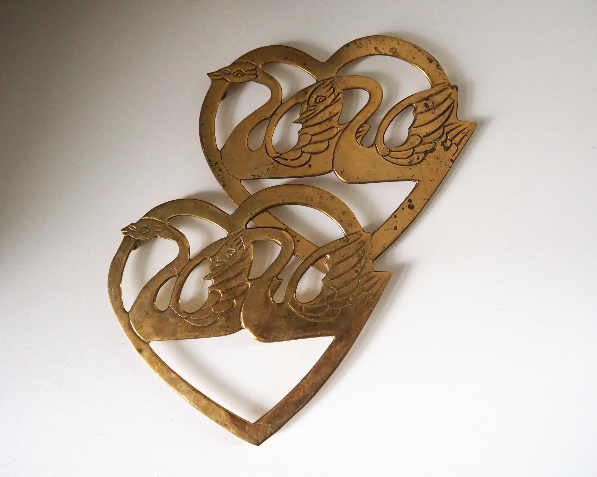 Vintage brass trivets | Set of two matching swan trivets | Heart shaped brass trivets | Brass trivets | Vintage kitchenware | Swan trivets
