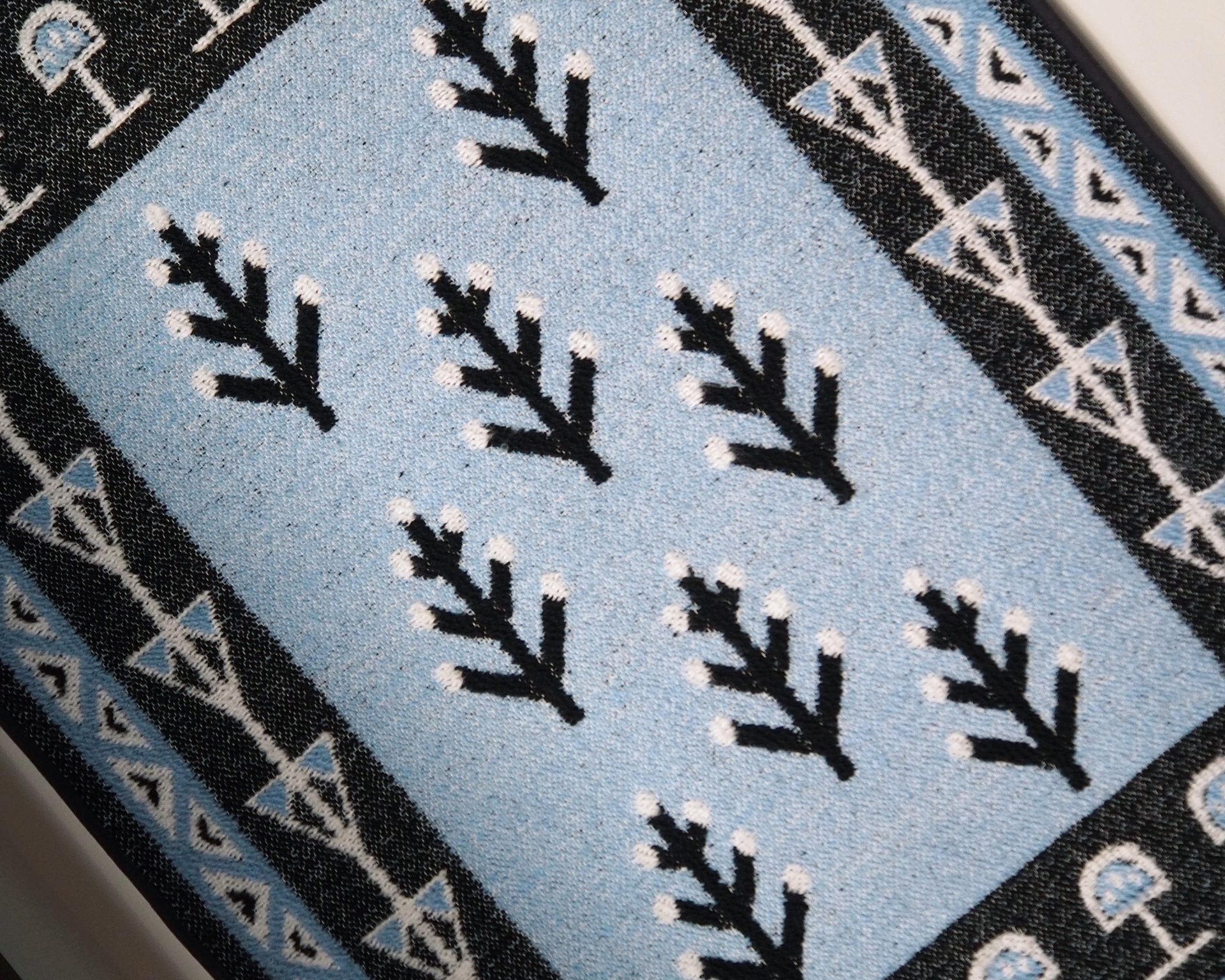Vintage wall hanging | Large wall hanging | Scandinavian woven textile | Blue and white wall hanging