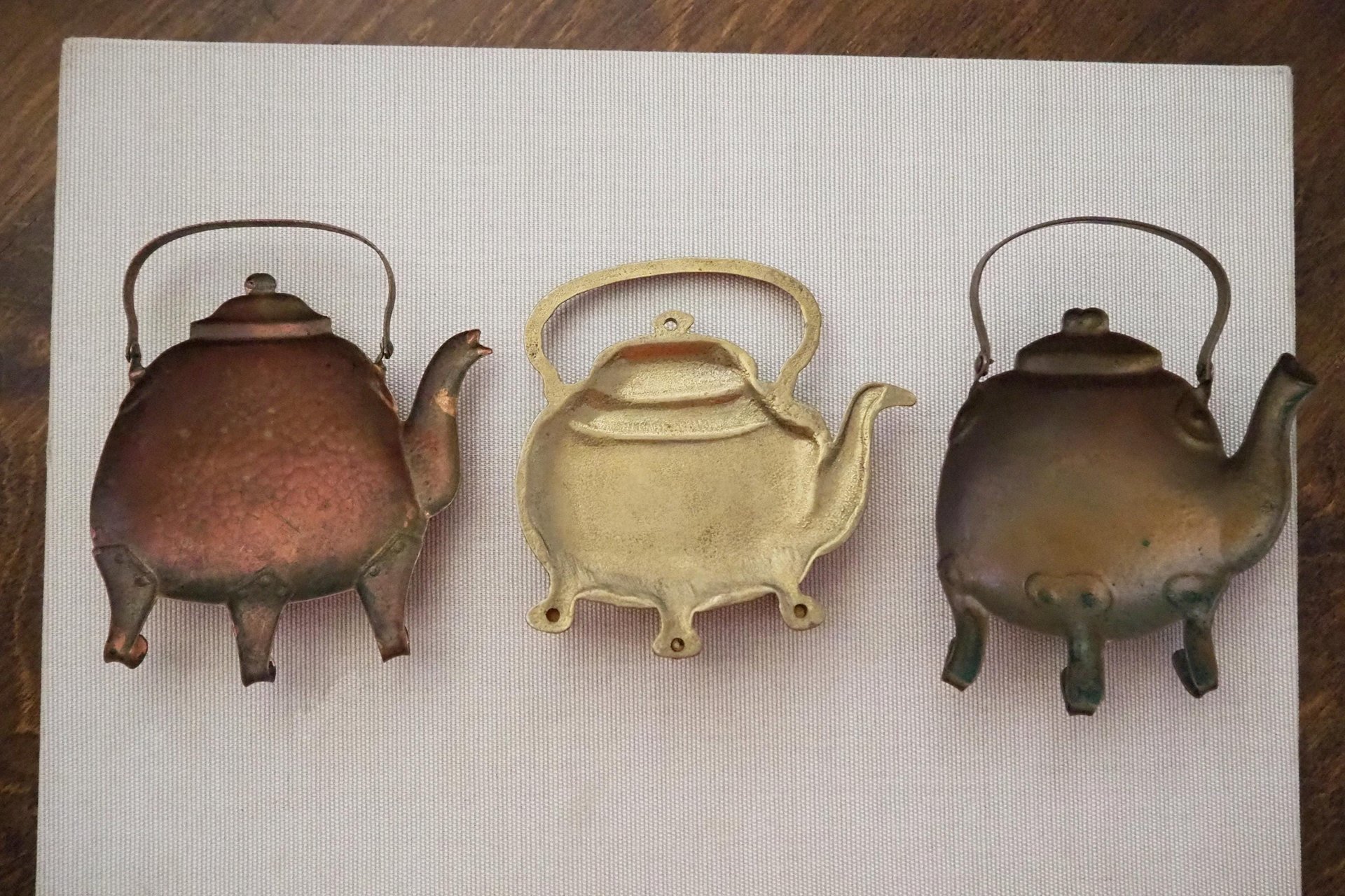 Vintage teapot wall hooks | Brass and copper wall hooks | Vintage teapot wall hooks | Kitchen wall hooks | Coffee pot wall hooks