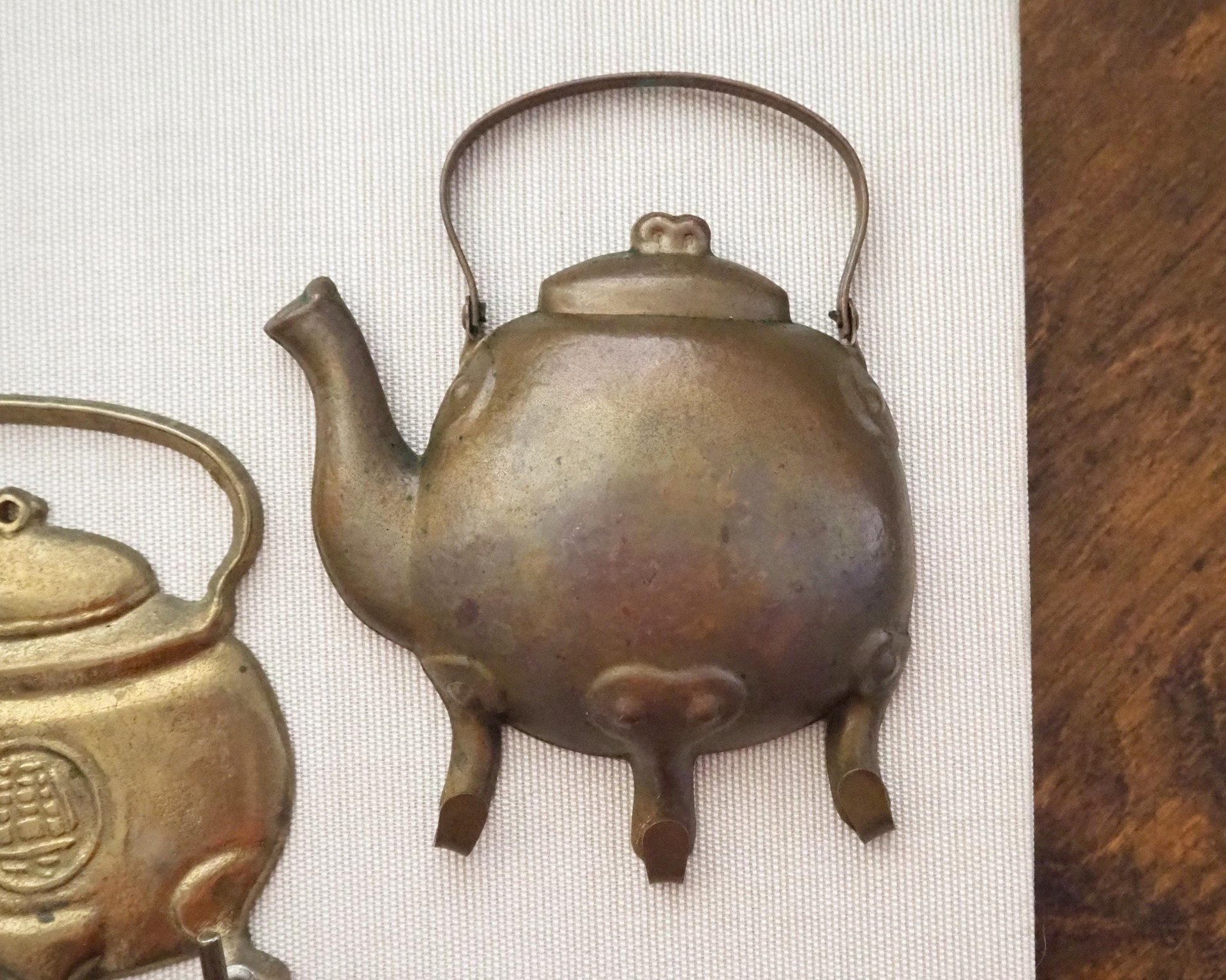 Vintage teapot wall hooks | Brass and copper wall hooks | Vintage teapot wall hooks | Kitchen wall hooks | Coffee pot wall hooks