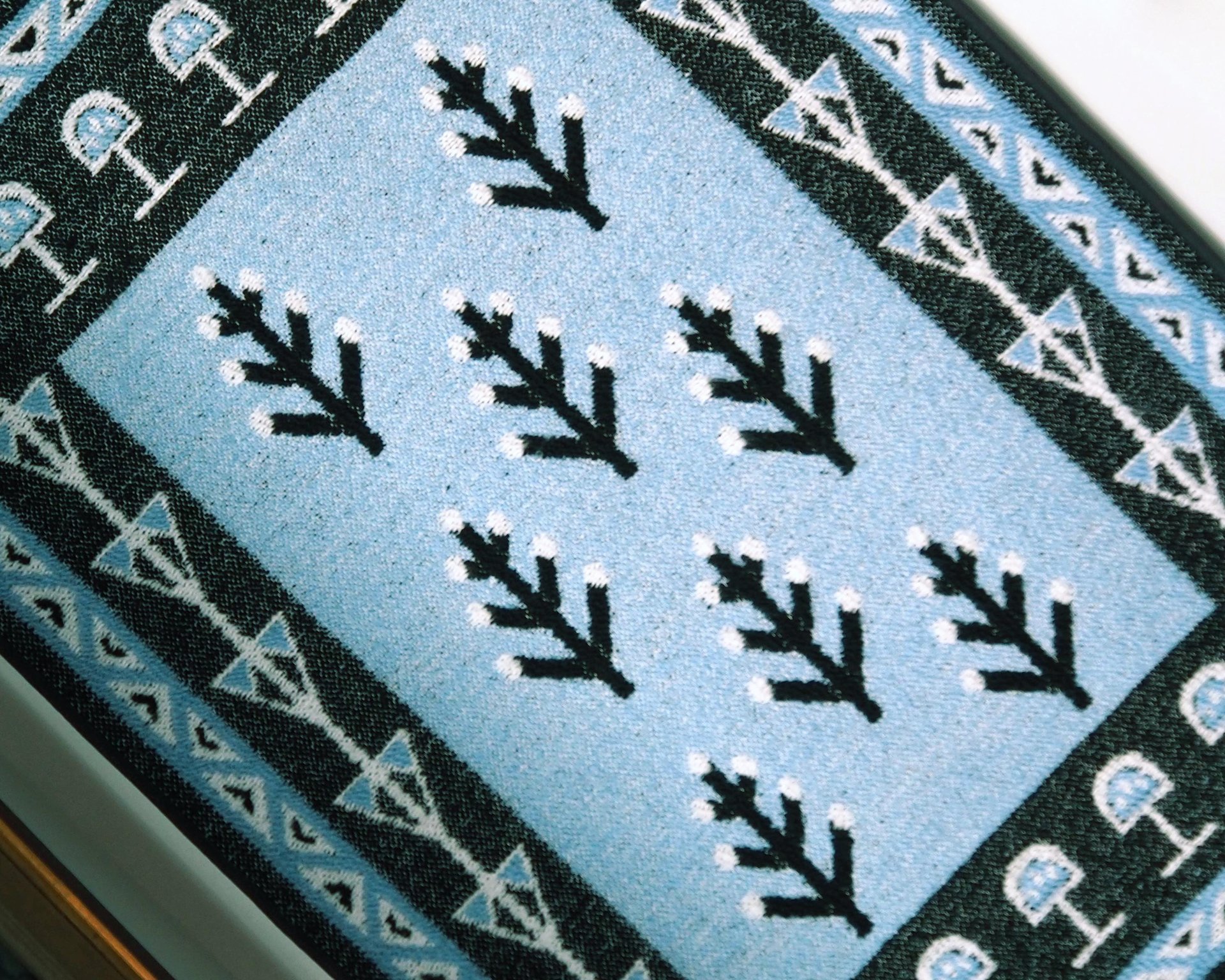 Vintage wall hanging | Large wall hanging | Scandinavian woven textile | Blue and white wall hanging