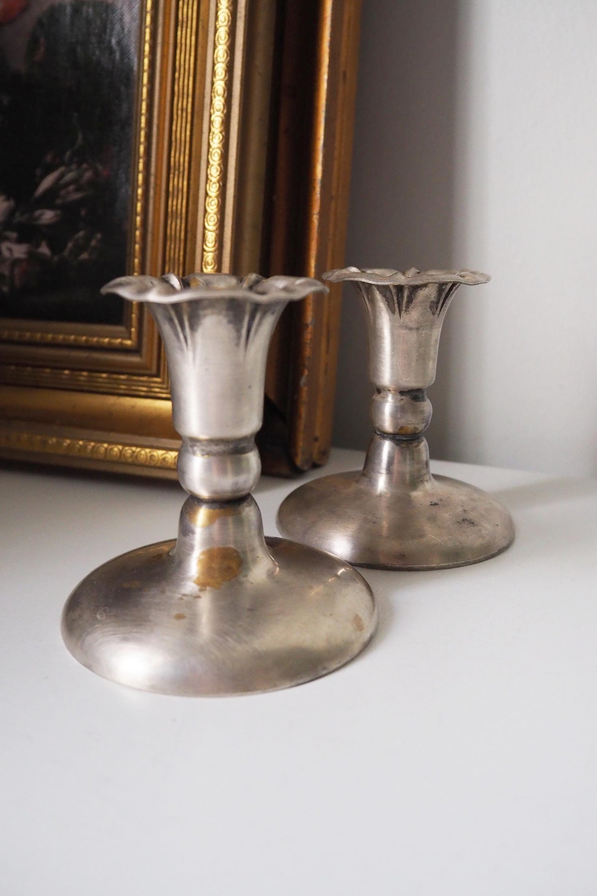 Set of two vintage candlestick holders | Silver plated candlestick holders | Simple silver tone candlestick holders | Vintage candle holders