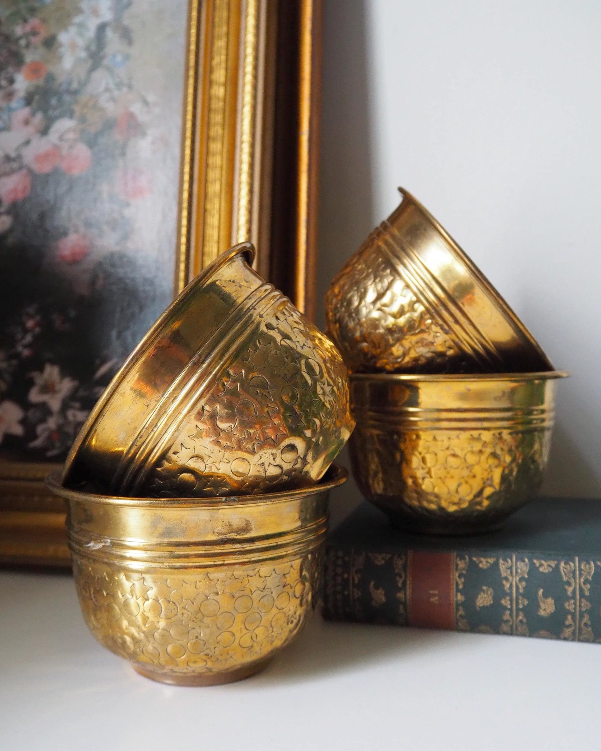 Set of four vintage planters | Small matching brass planters | Vintage brass planters | Round vintage planters | Vintage planters