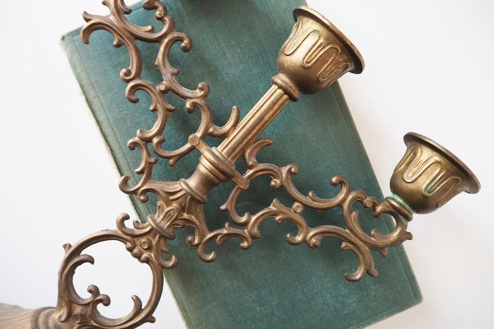 Vintage three arm candelabra | Ornate candelabra | Three arm candlestick holder | Vintage candelabrum | Small candelabrum