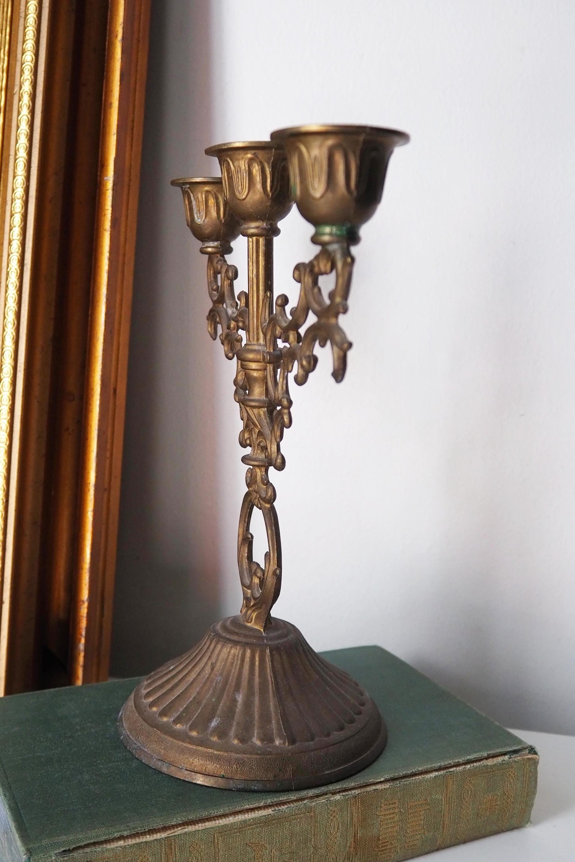 Vintage three arm candelabra | Ornate candelabra | Three arm candlestick holder | Vintage candelabrum | Small candelabrum