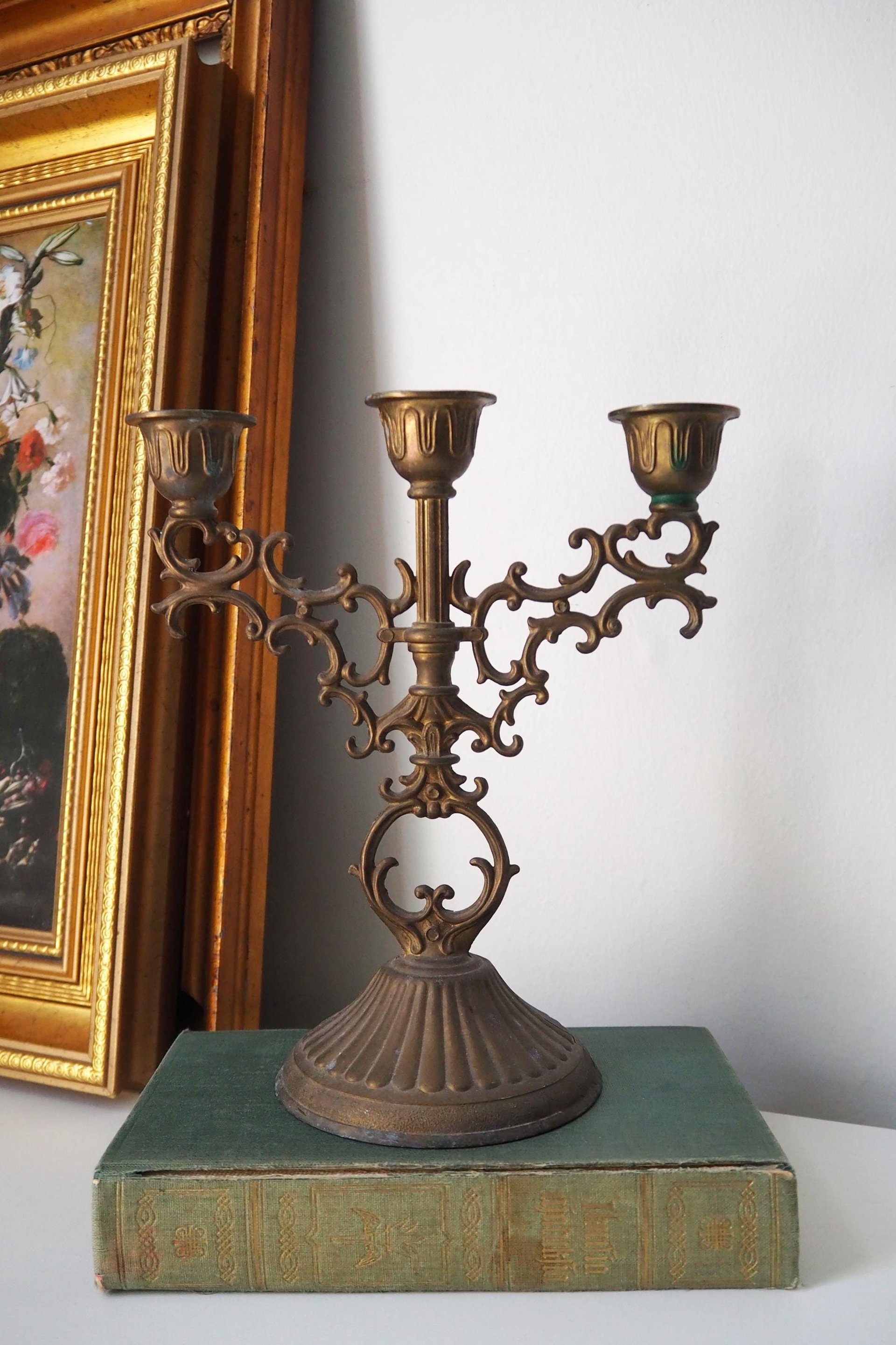 Vintage three arm candelabra | Ornate candelabra | Three arm candlestick holder | Vintage candelabrum | Small candelabrum