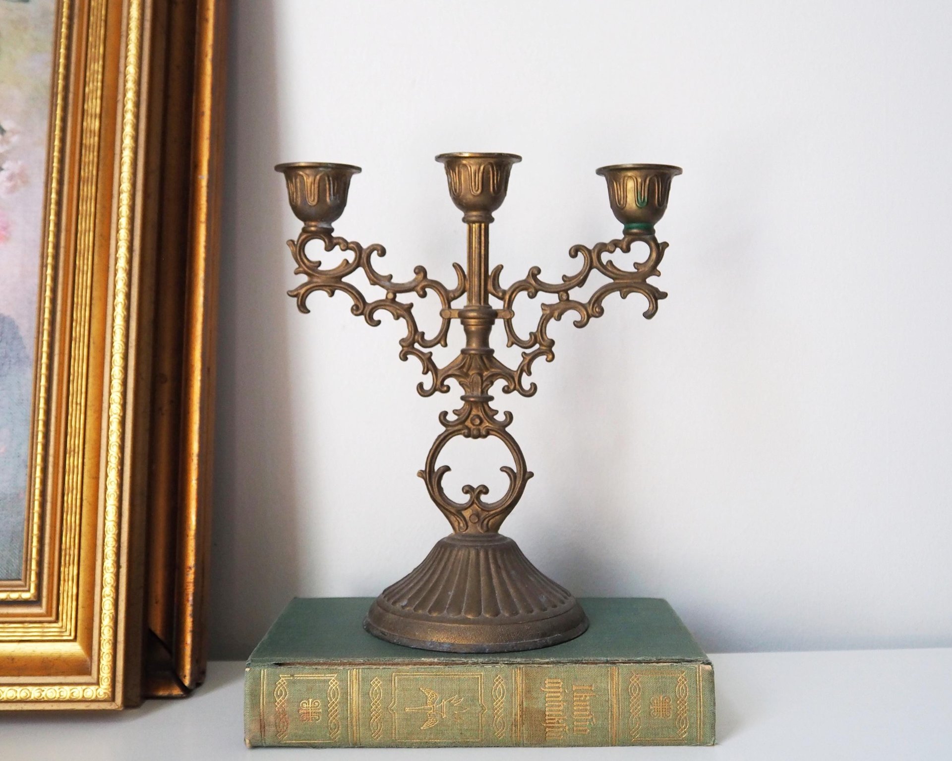Vintage three arm candelabra | Ornate candelabra | Three arm candlestick holder | Vintage candelabrum | Small candelabrum