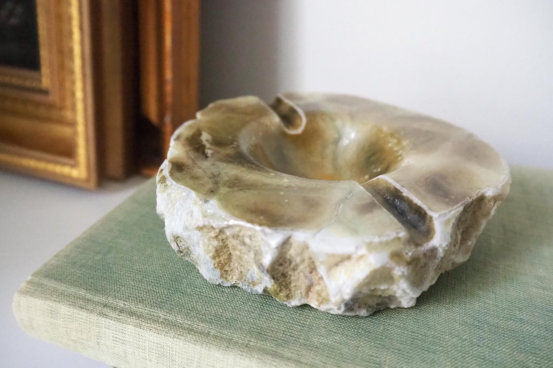 Vintage alabaster ashtray | Small alabaster ashtray | Genuine alabaster ashtray | Italian alabaster ashtray | Made in Italy