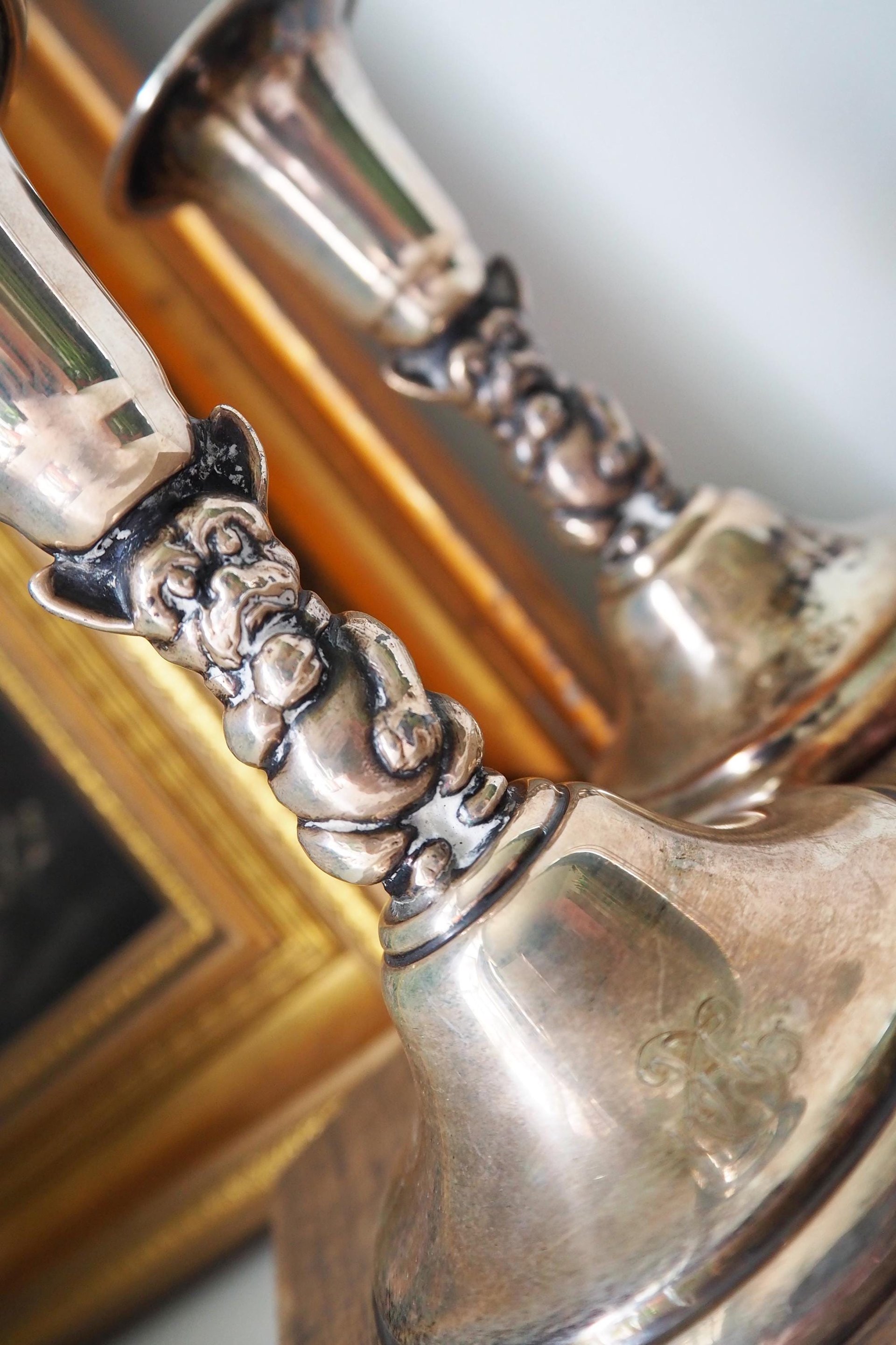 Set of two vintage candlesticks | Silver plated candle holders | Bulldog candlesticks | Vintage candle holders | Dog home decor