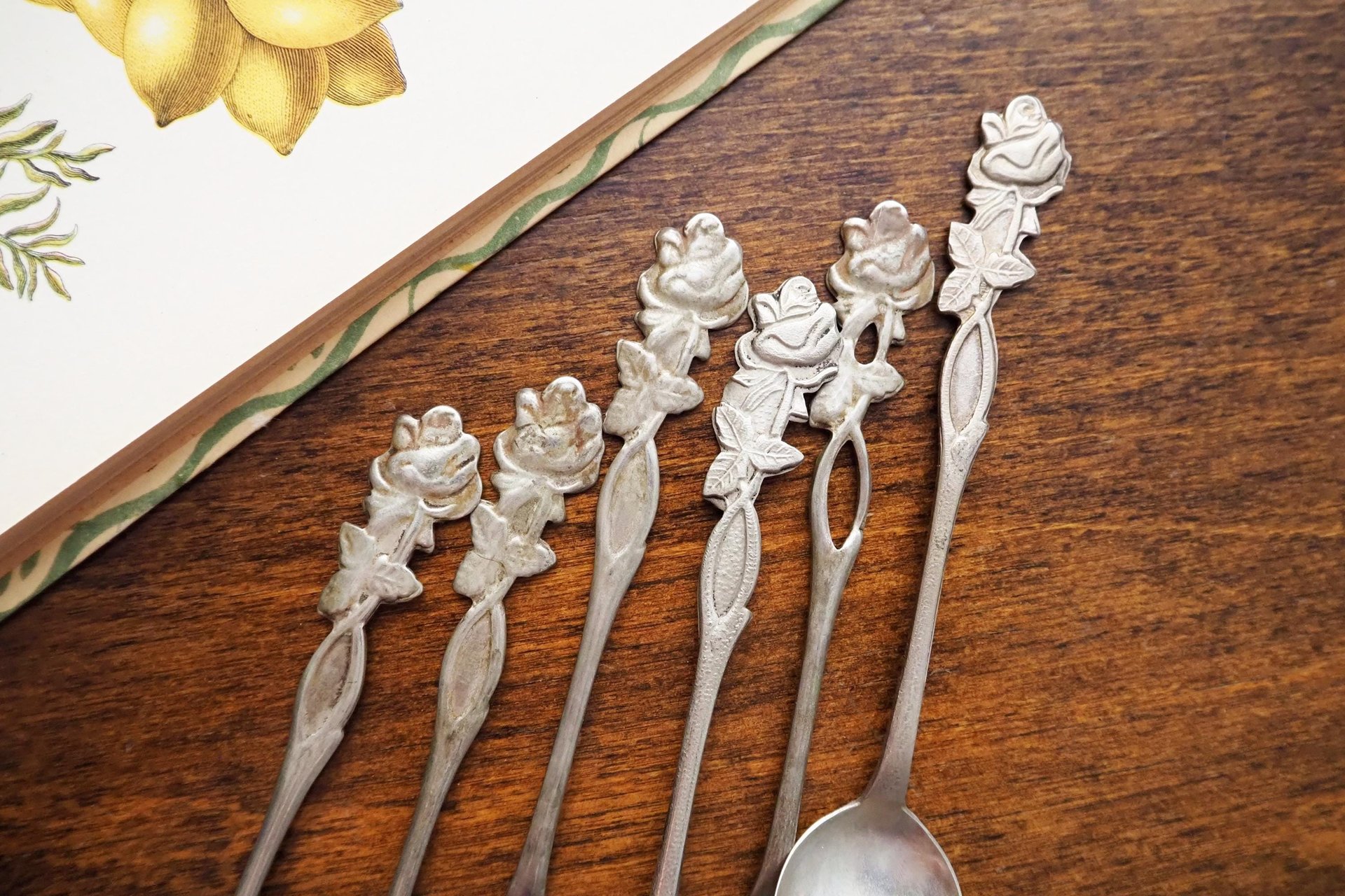 Set of six vintage teaspoons | Vintage alpacca silver teaspoons | Vintage teaspoons | Rose teaspoon set | Vintage alpacca teaspoons