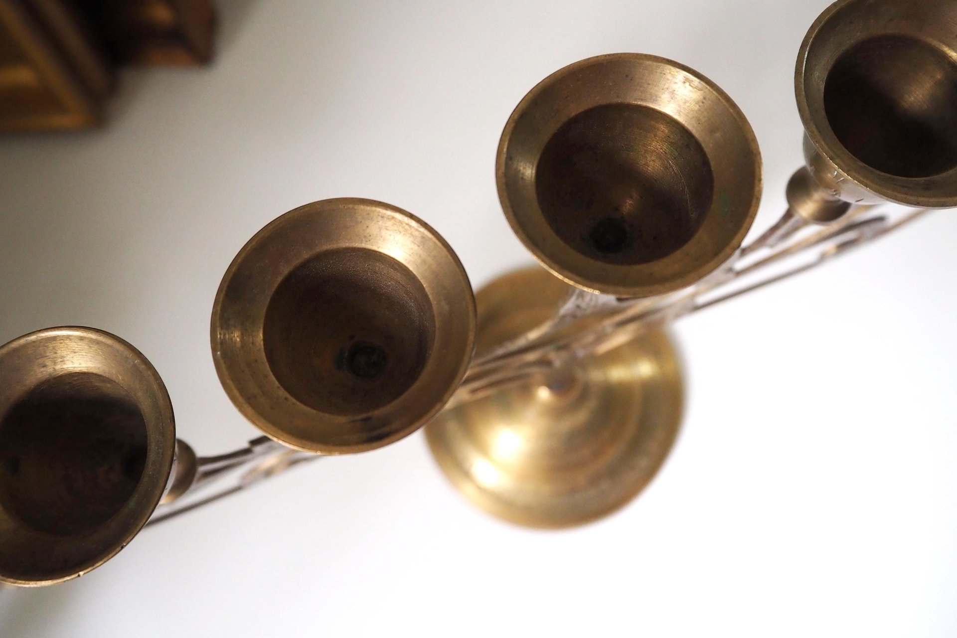 Vintage brass candelabrum | Brass candelabra | Seven arm brass candlestick holder | Etched brass candelabrum | Made in India