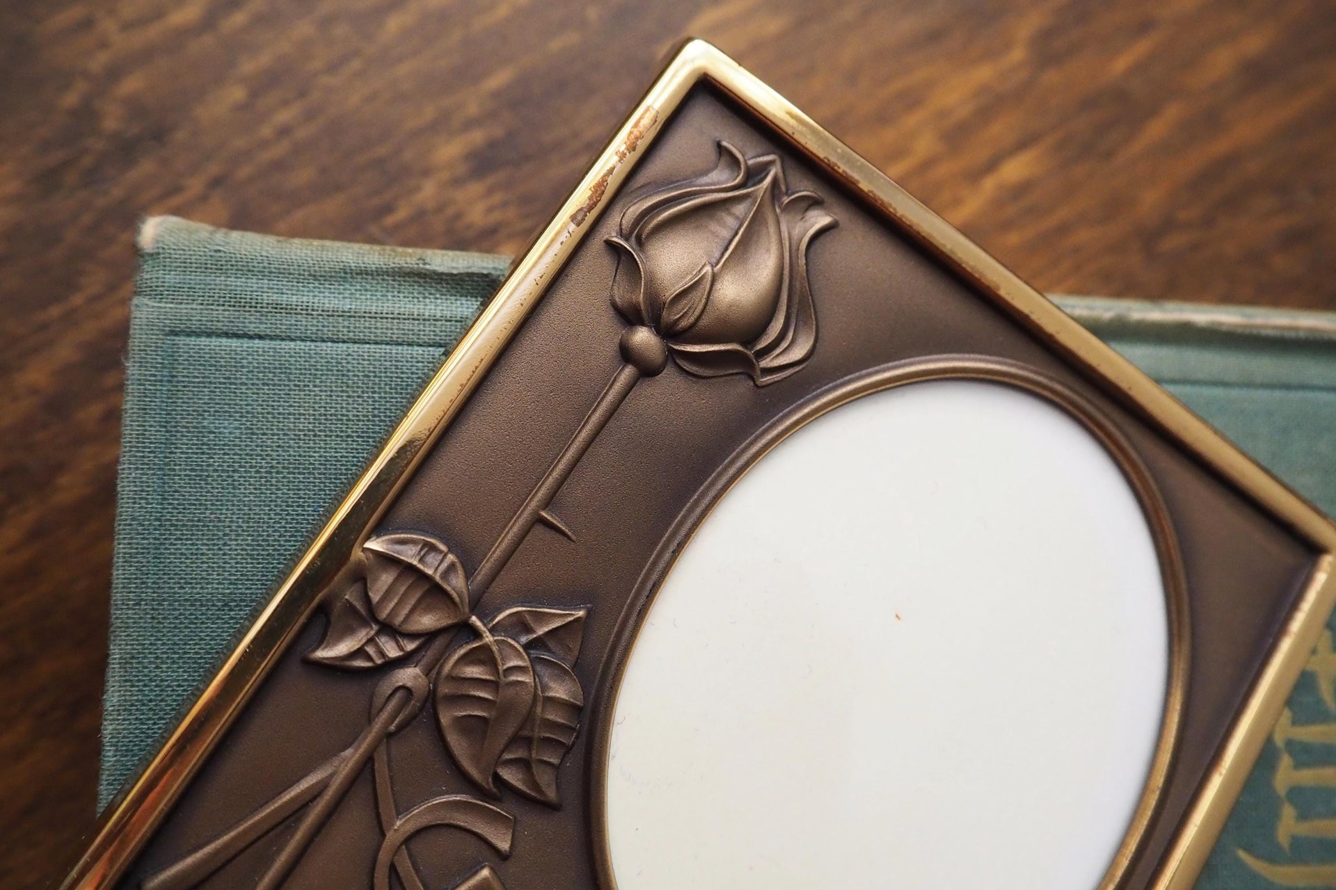 Vintage bronze photo frame | Jorma Laine Bronze Finland | Christening picture frame | Vintage picture frame | Made in Finland