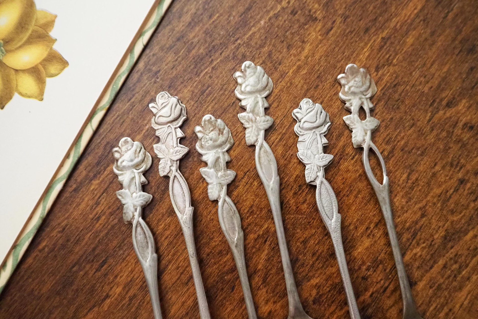 Set of six vintage teaspoons | Vintage alpacca silver teaspoons | Vintage teaspoons | Rose teaspoon set | Vintage alpacca teaspoons