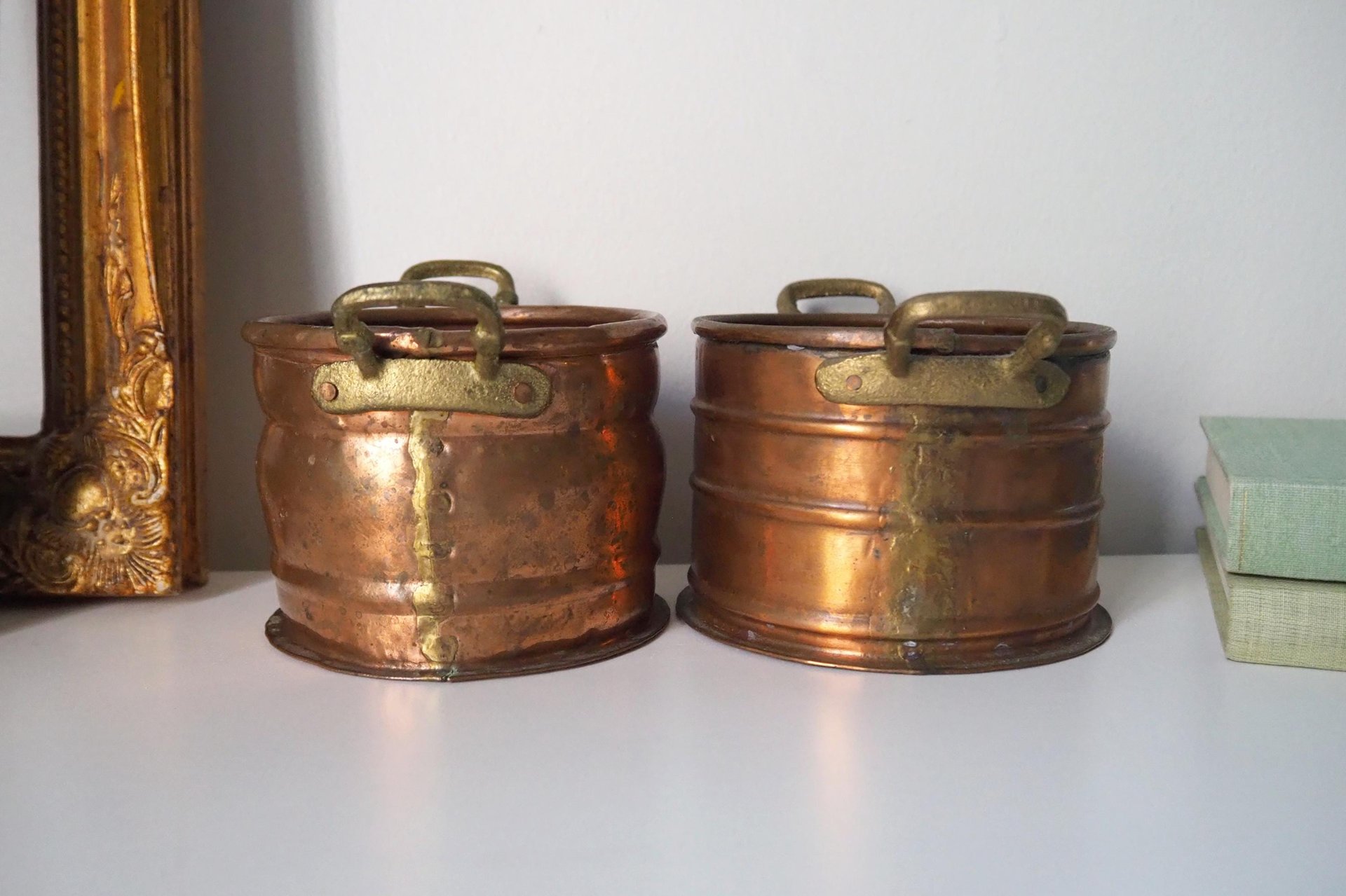 Set of two vintage copper planters | Mismatched copper planters | Small copper planters | Vintage planters with handles