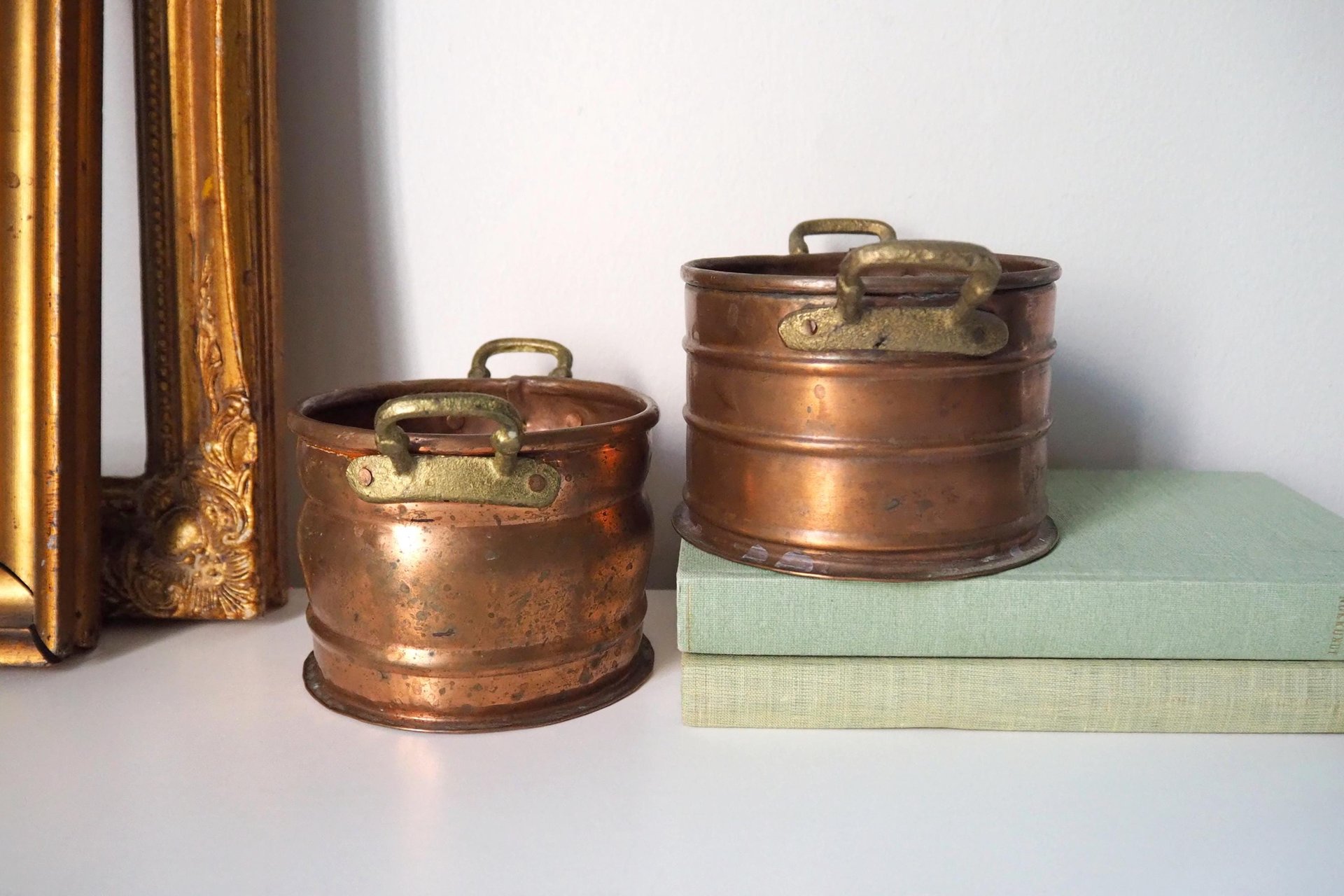 Set of two vintage copper planters | Mismatched copper planters | Small copper planters | Vintage planters with handles