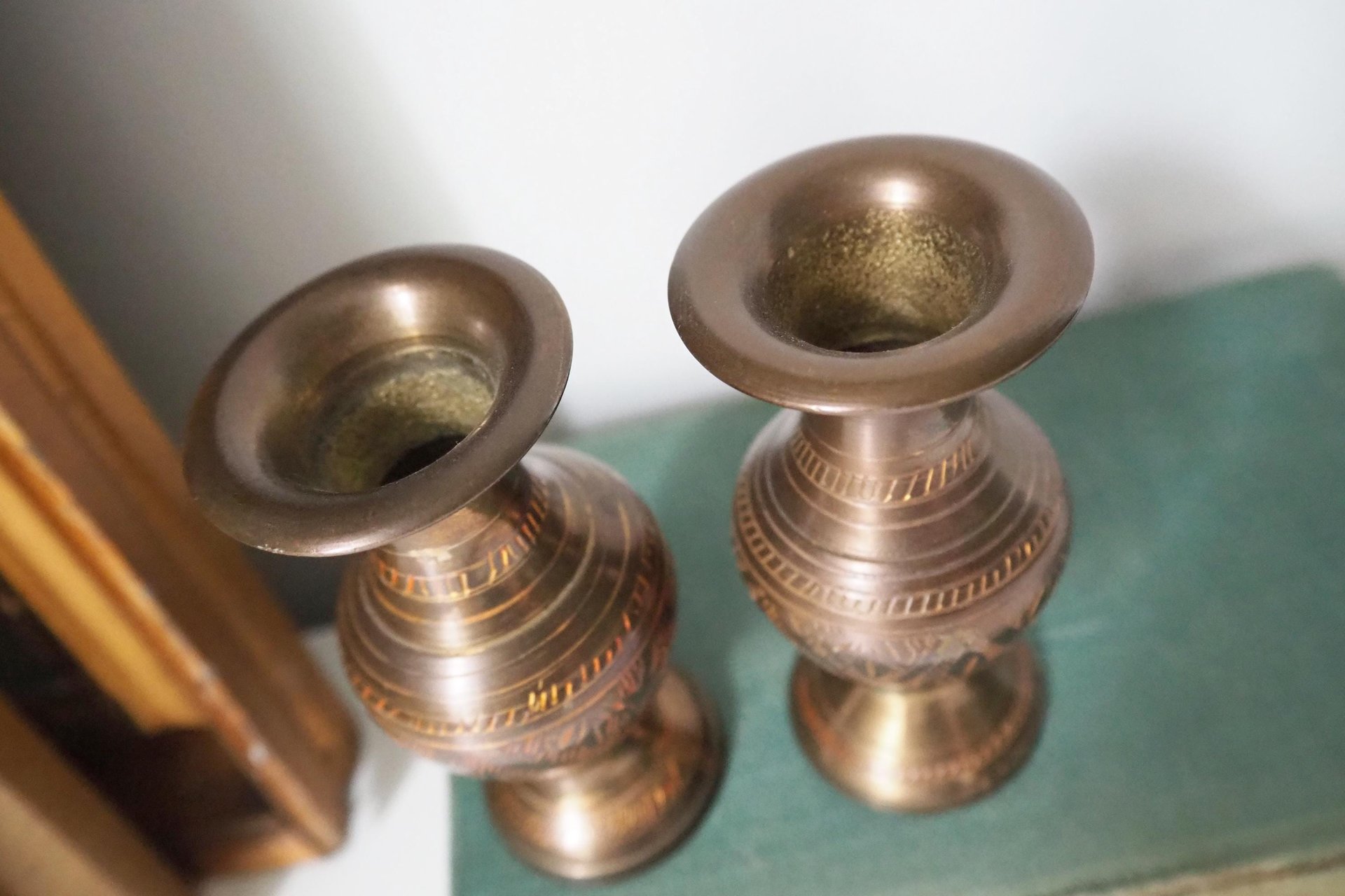 Set of two small vintage vases | Small brass vases | Vintage bud vase | Vintage single flower vases | Etched brass vases