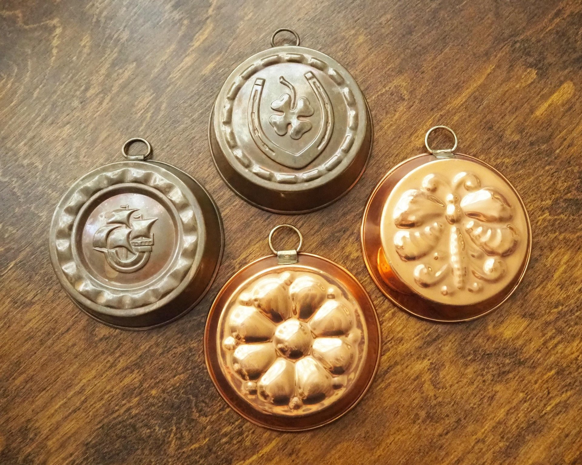 Set of four vintage copper baking molds | Small copper molds | Mismatched copper molds | Vintage copper molds | Vintage kitchen decor