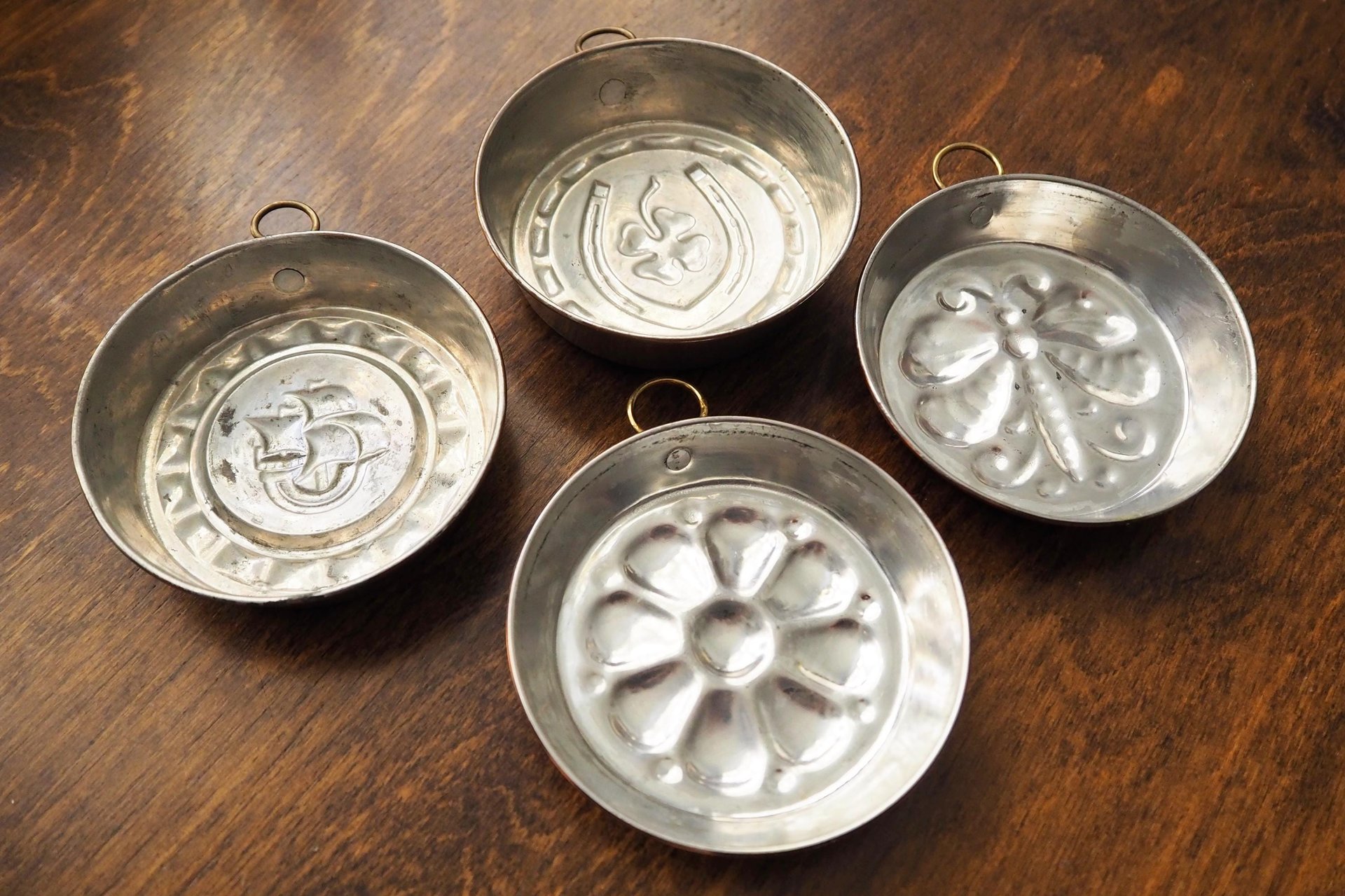 Set of four vintage copper baking molds | Small copper molds | Mismatched copper molds | Vintage copper molds | Vintage kitchen decor