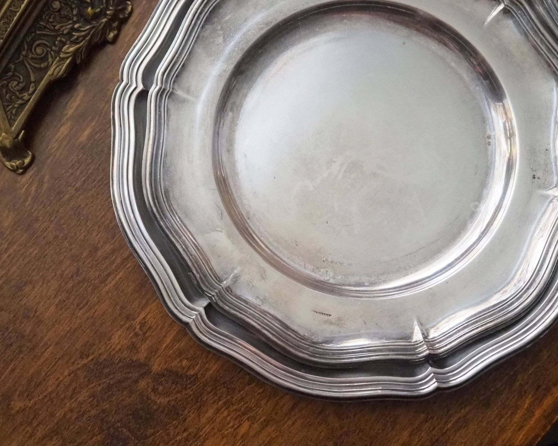 Vintage alpacca silver trays | Set of two scalloped trays | Alpacca silver platters | Vintage serving trays | Vintage scalloped trays