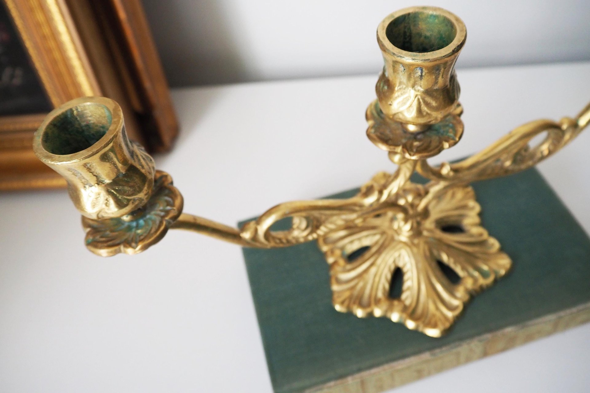 Vintage brass candelabra | Brass candelabra | Three arm brass candlestick holder | Three arm candelabra | Kupittaan Valaisin candle holder