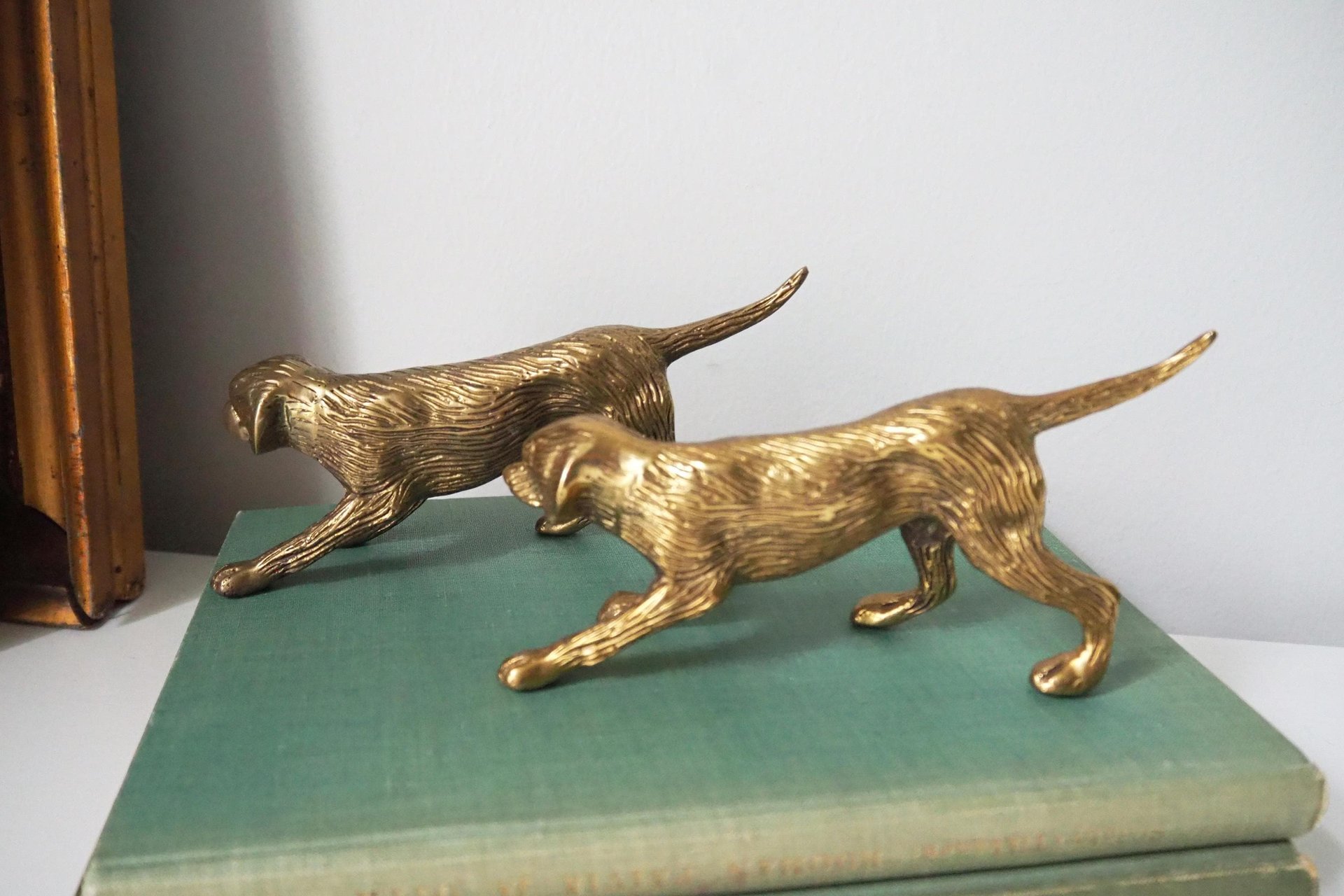 Vintage brass dogs | Set of two vintage brass dogs | Vintage brass figurines | Brass dog statues | Vintage brass dog figurines