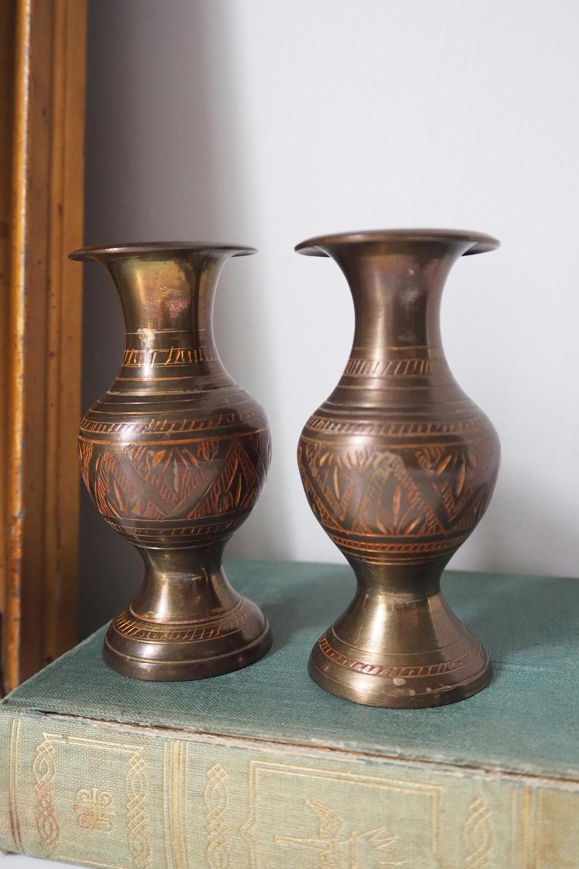 Set of two small vintage vases | Small brass vases | Vintage bud vase | Vintage single flower vases | Etched brass vases