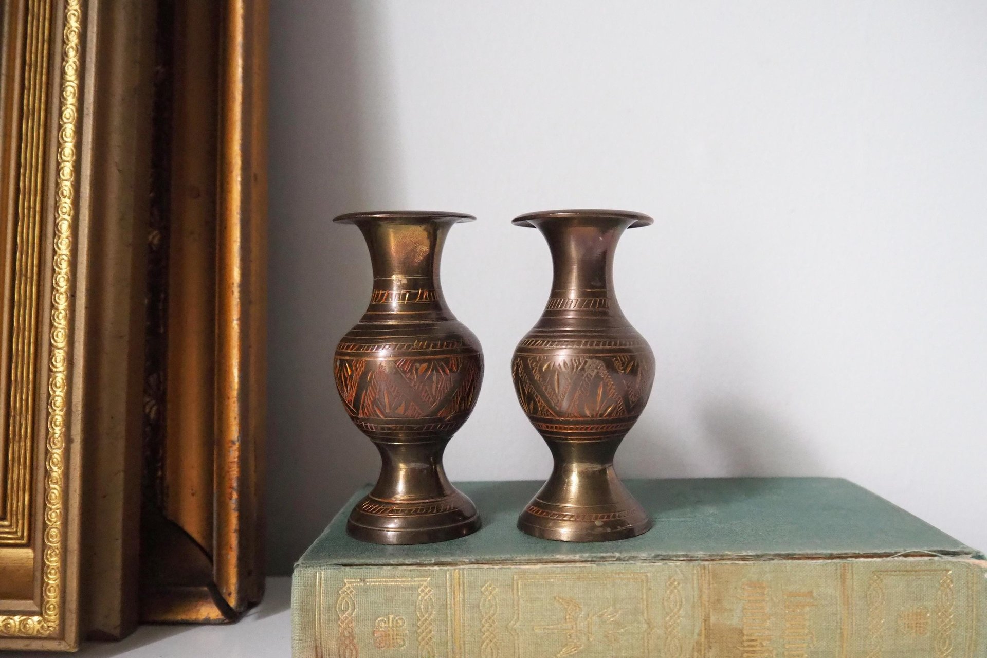 Set of two small vintage vases | Small brass vases | Vintage bud vase | Vintage single flower vases | Etched brass vases
