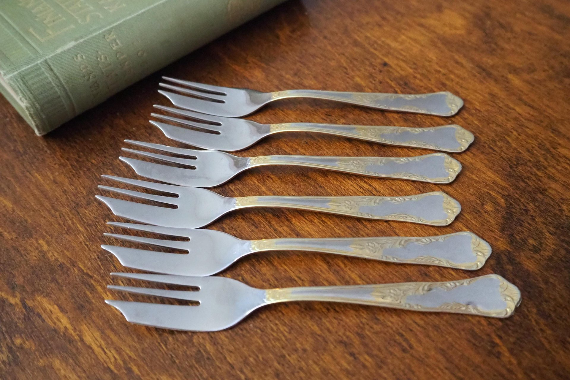 Set of six vintage dessert forks | Small vintage forks | Vintage dessert forks | Herdmar dessert forks 18/10 | Made in Portugal