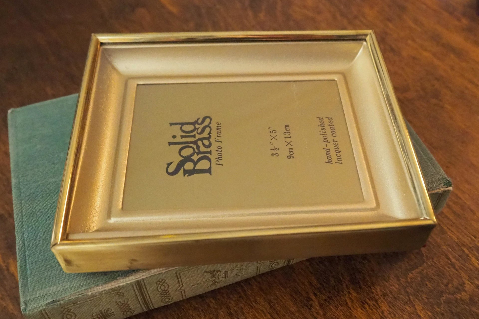 Vintage brass photo frame | Shadowbox picture frame | Brass photo frame 9x13 cm | Vintage brass picture frame | Solid brass frame